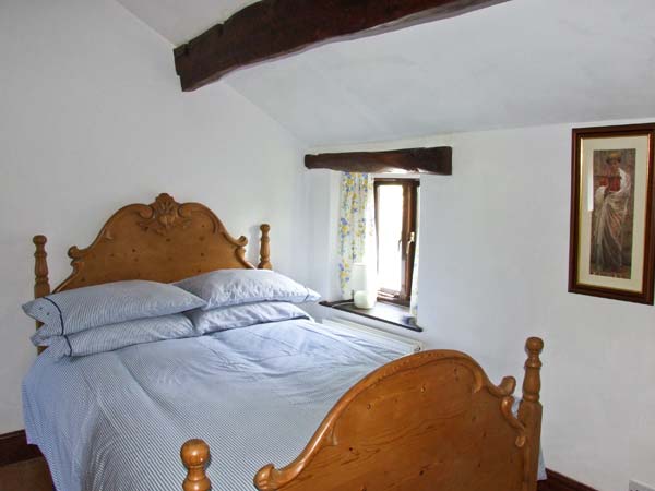 Holiday cottage in Peak Forest, Derbyshire - Photo 6