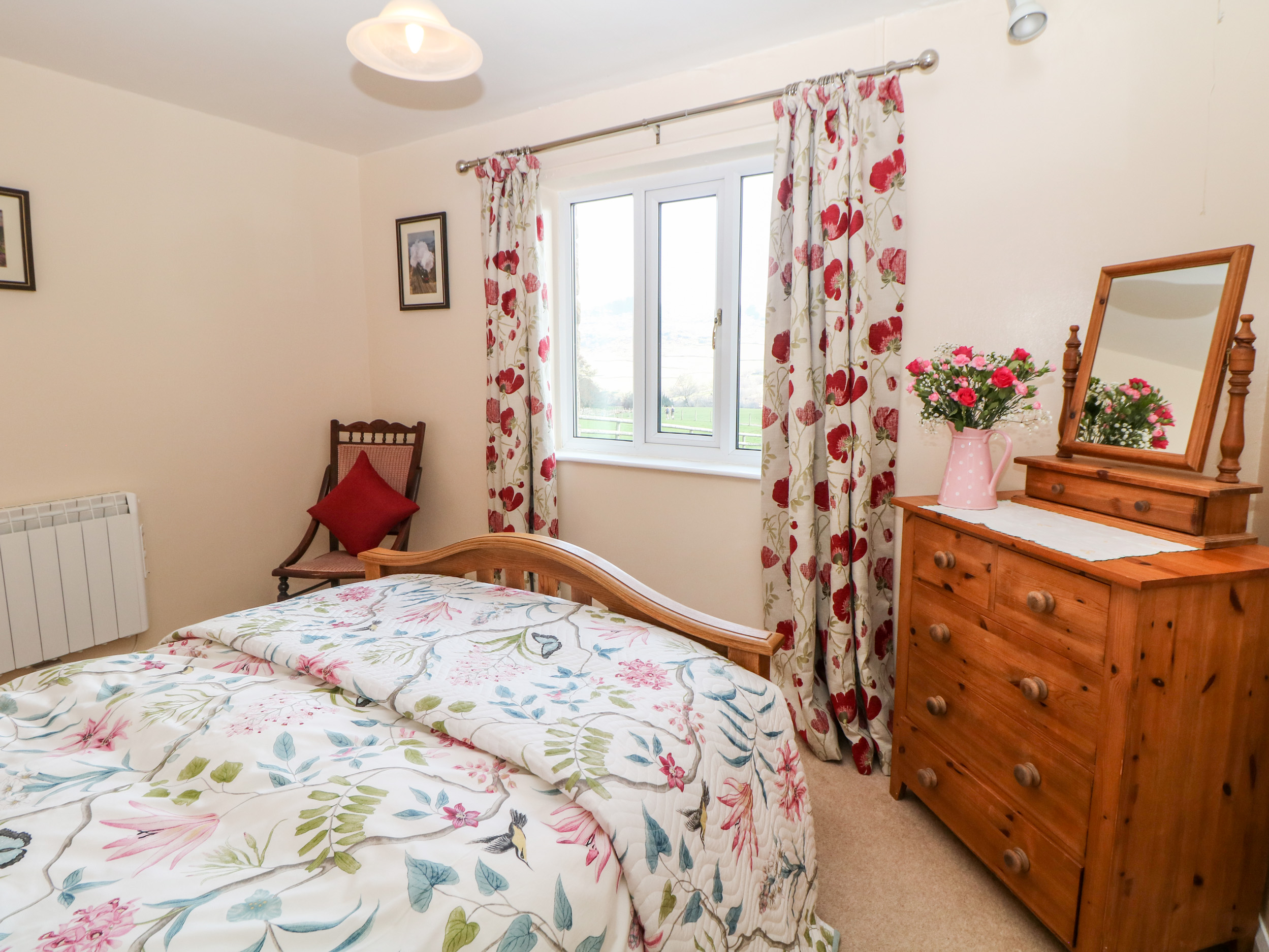 Holiday cottage in Edale, Derbyshire - Photo 11