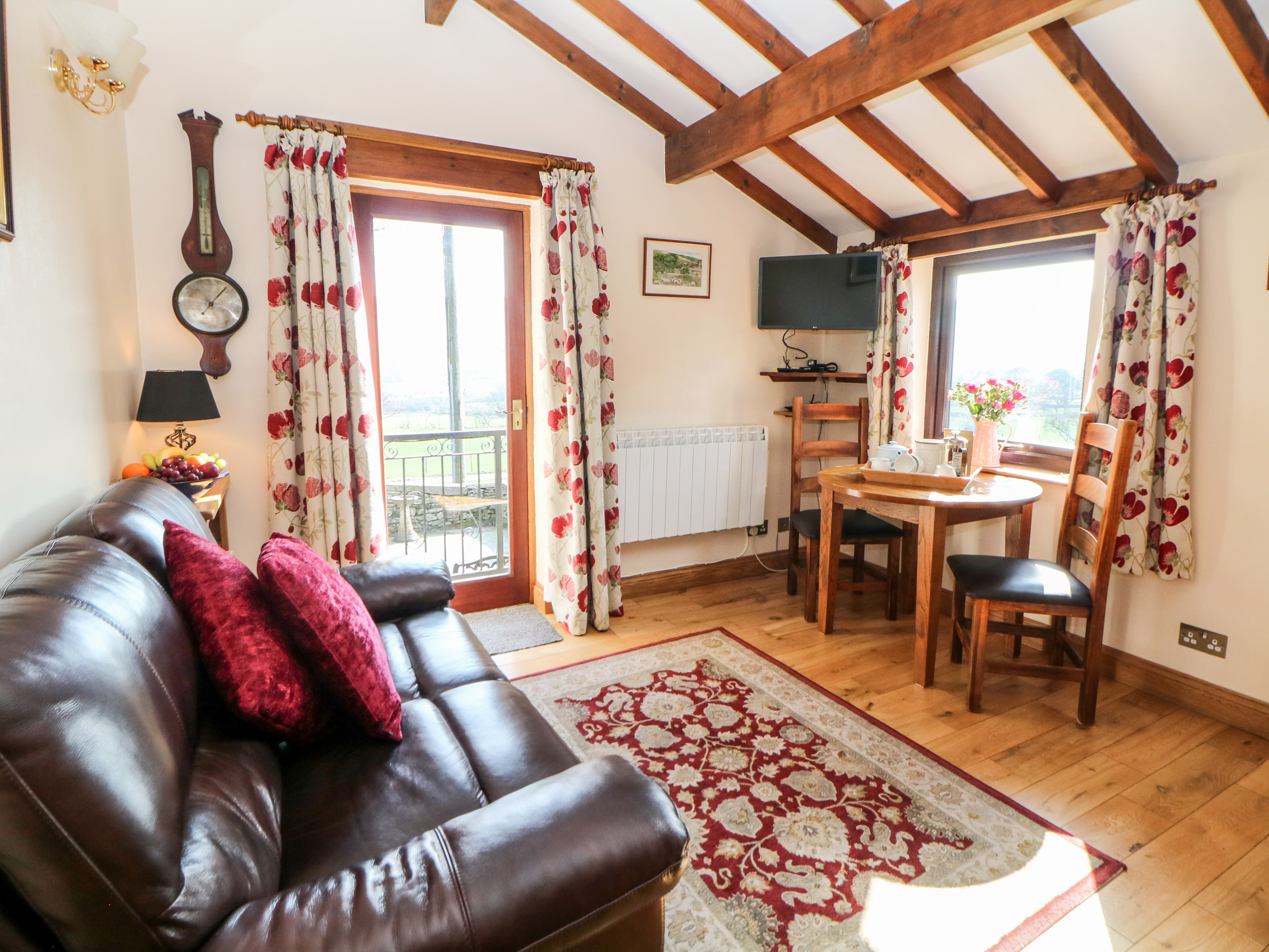 Holiday cottage in Edale, Derbyshire - Photo 3