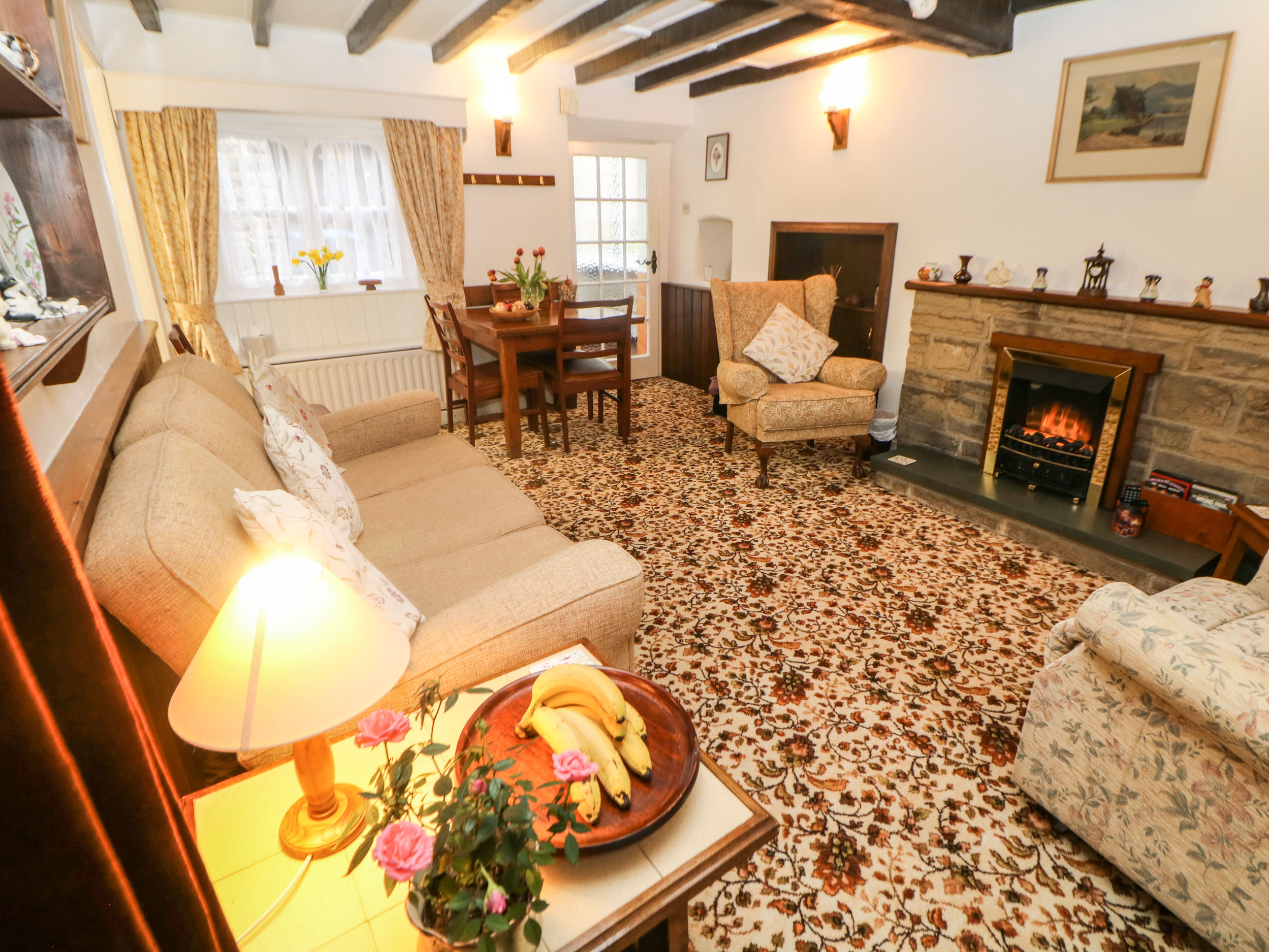 Holiday cottage in Foolow, Derbyshire - Photo 4