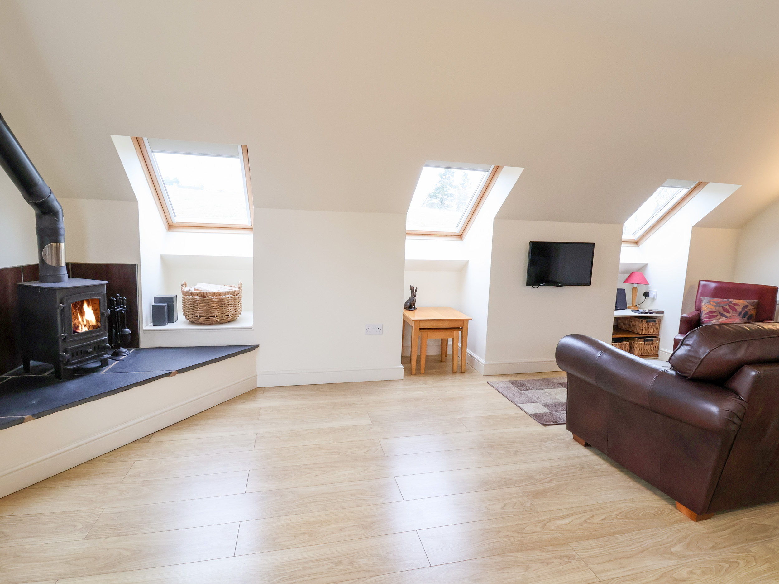 Tyn-y-Mynydd Bach - Sleeps 2