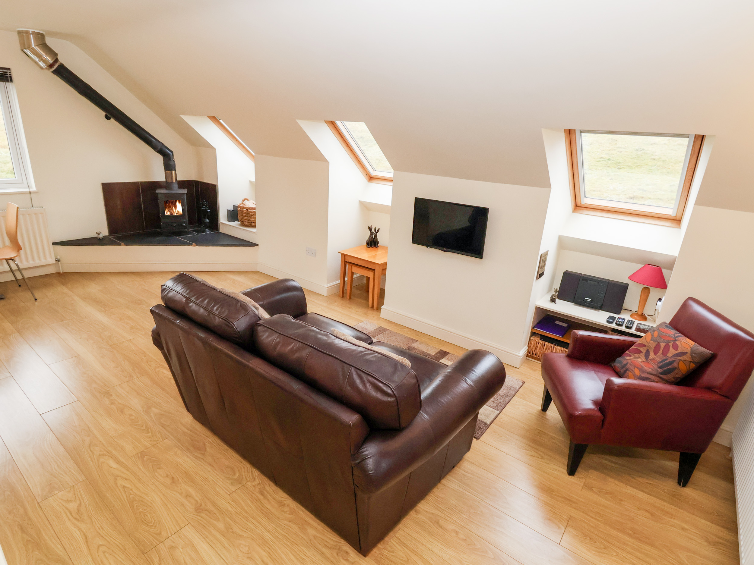 Tyn-y-Mynydd Bach - Sleeps 2