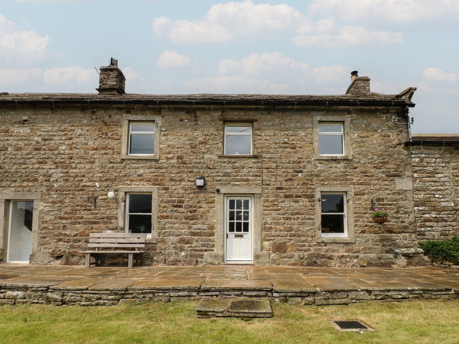 Holiday cottage, Low Row (High Smarber)