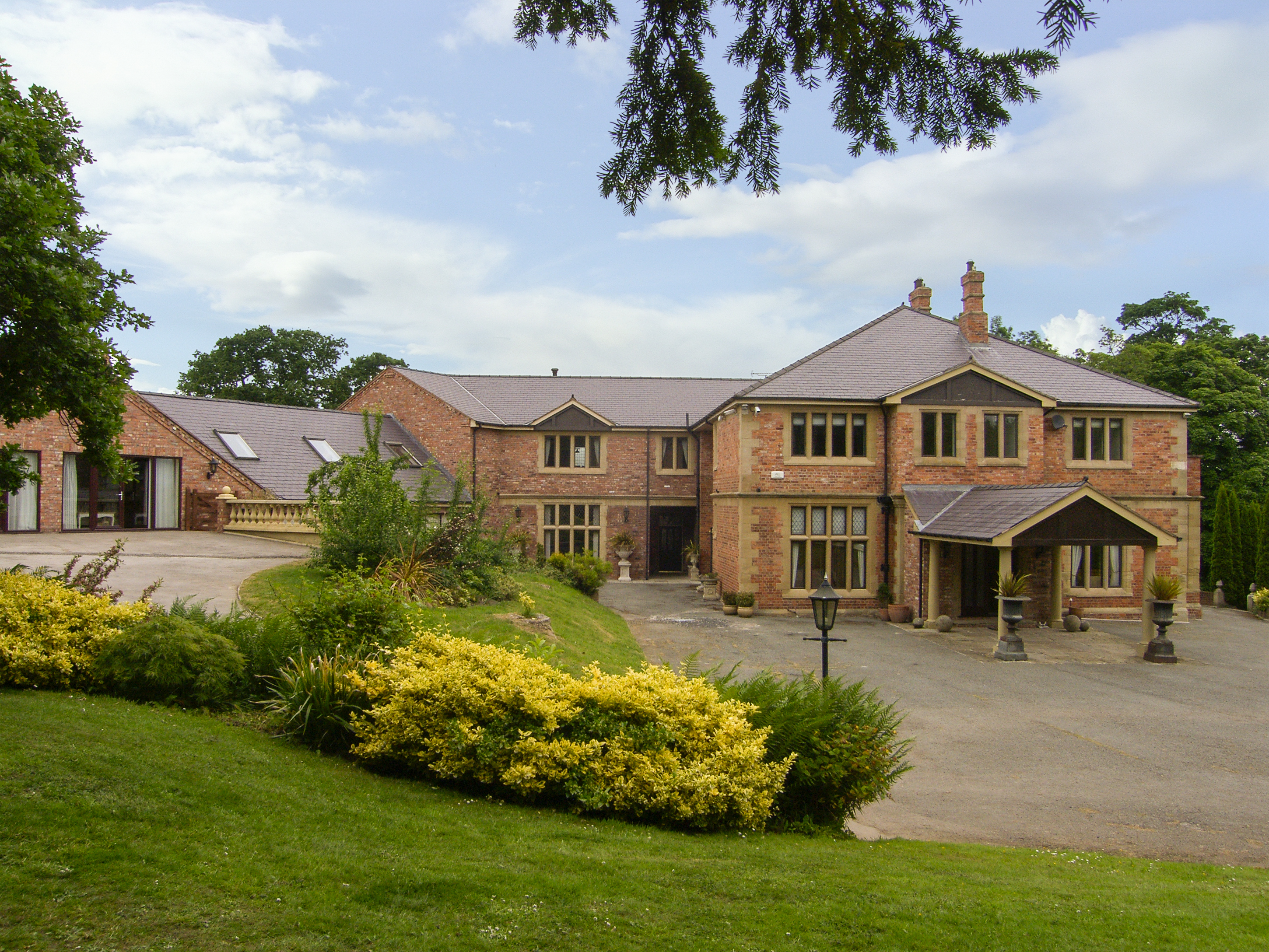 Richmond Hall - Sleeps 19