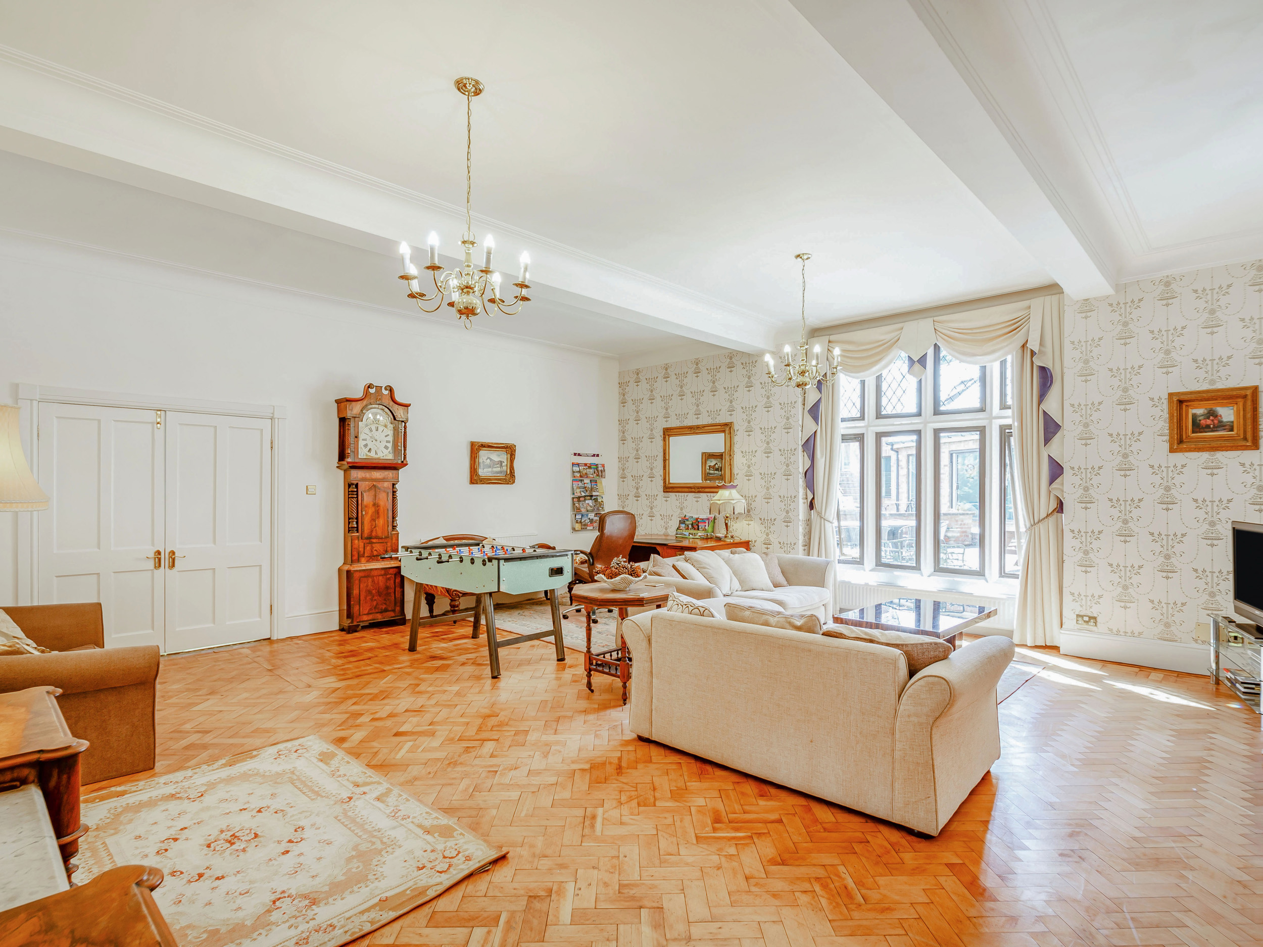 Richmond Hall - Sleeps 19