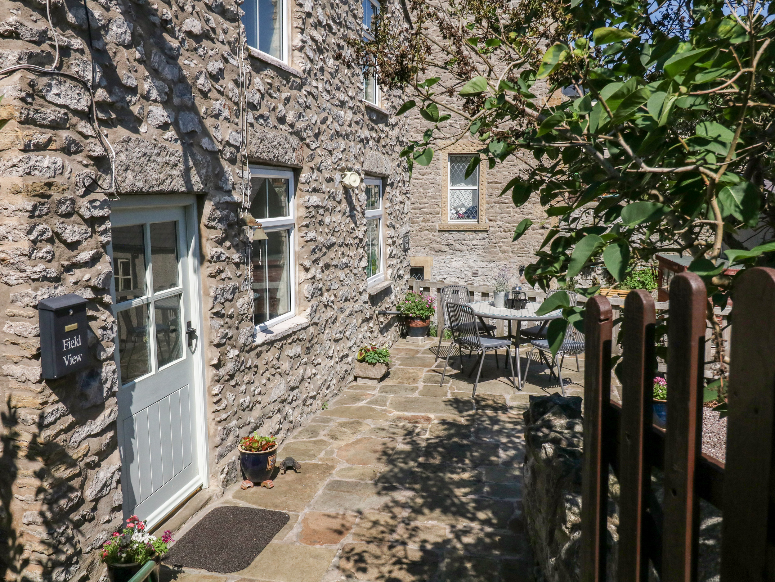 Holiday cottage in Bradwell, Derbyshire - Photo 3
