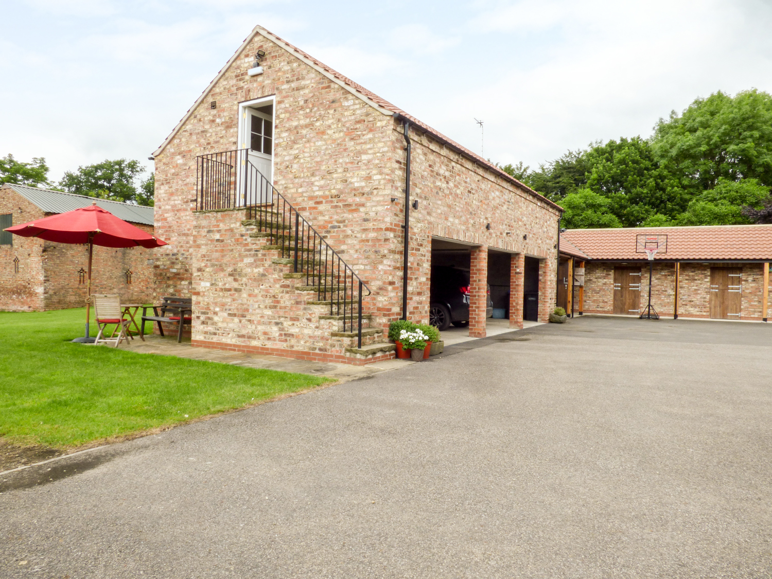 Holiday cottage, Easingwold (The Stables, Crayke Lodge)