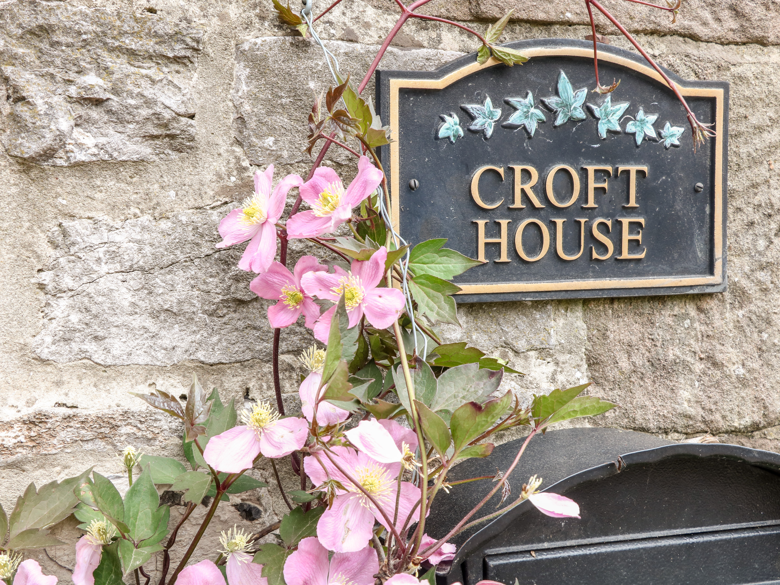 Holiday cottage in Tissington, Derbyshire - Photo 3
