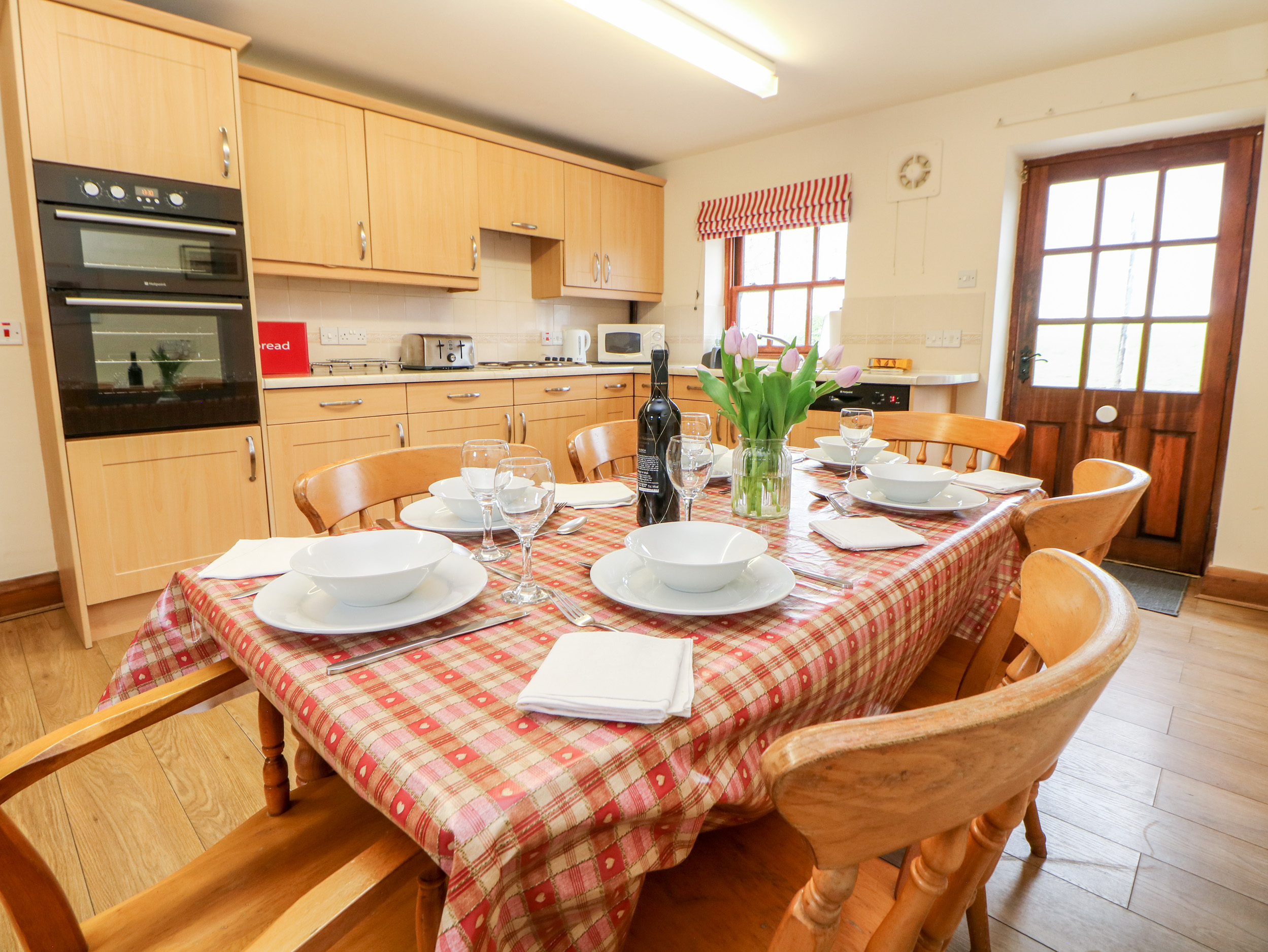 Holiday cottage in Tissington, Derbyshire - Photo 9
