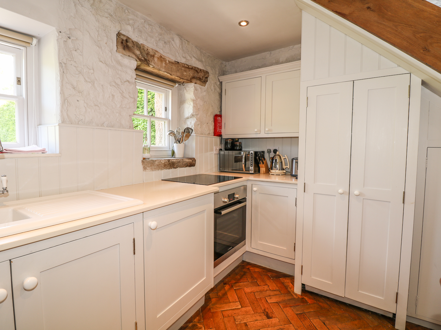 Holiday cottage in Parwich, Derbyshire - Photo 9