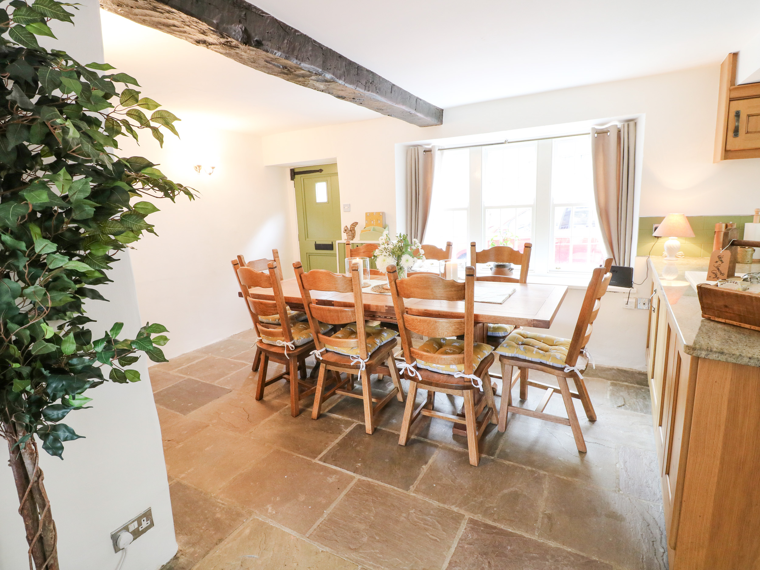 Holiday cottage in Bakewell, Derbyshire - Photo 7