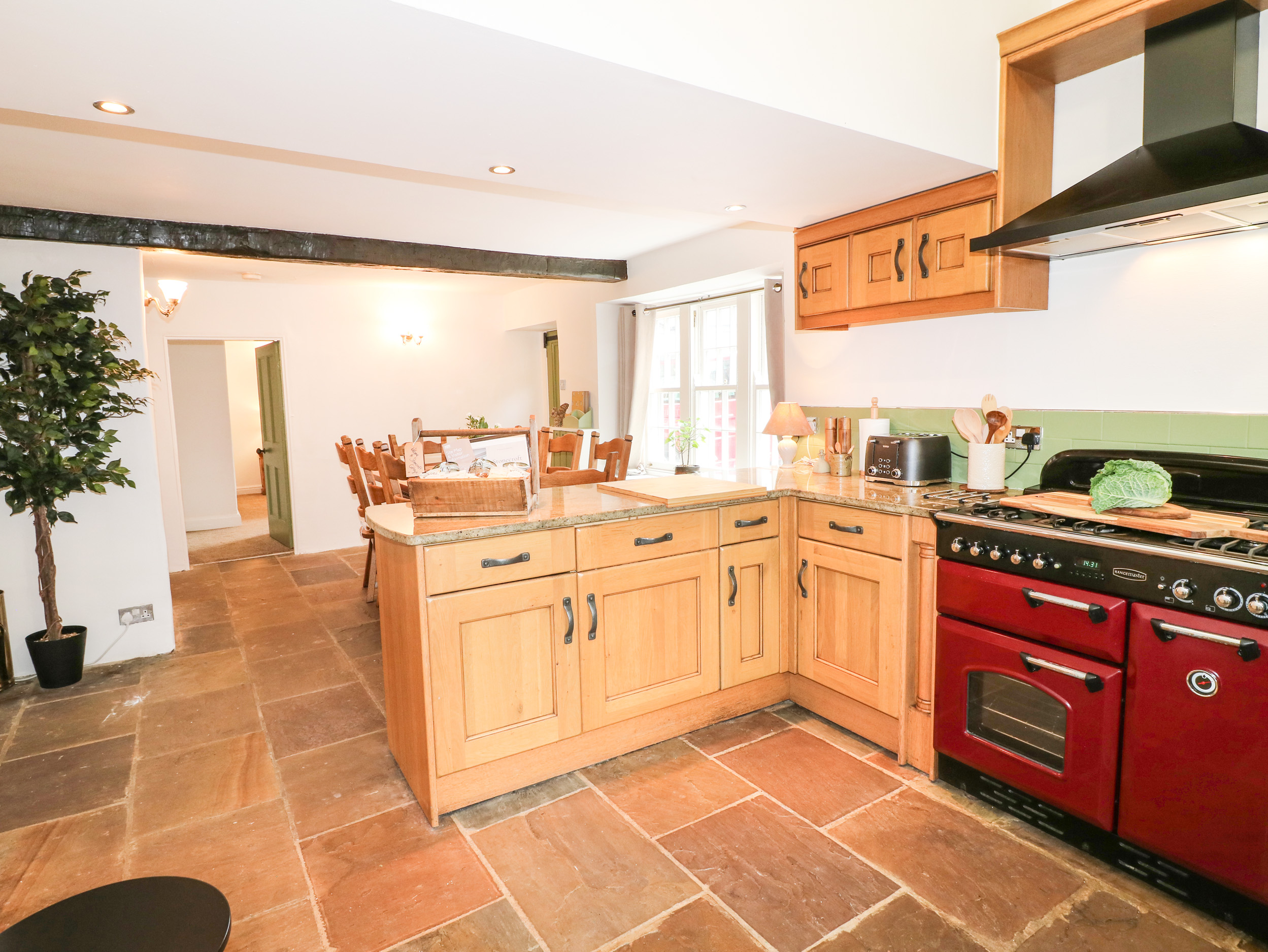 Holiday cottage in Bakewell, Derbyshire - Photo 10