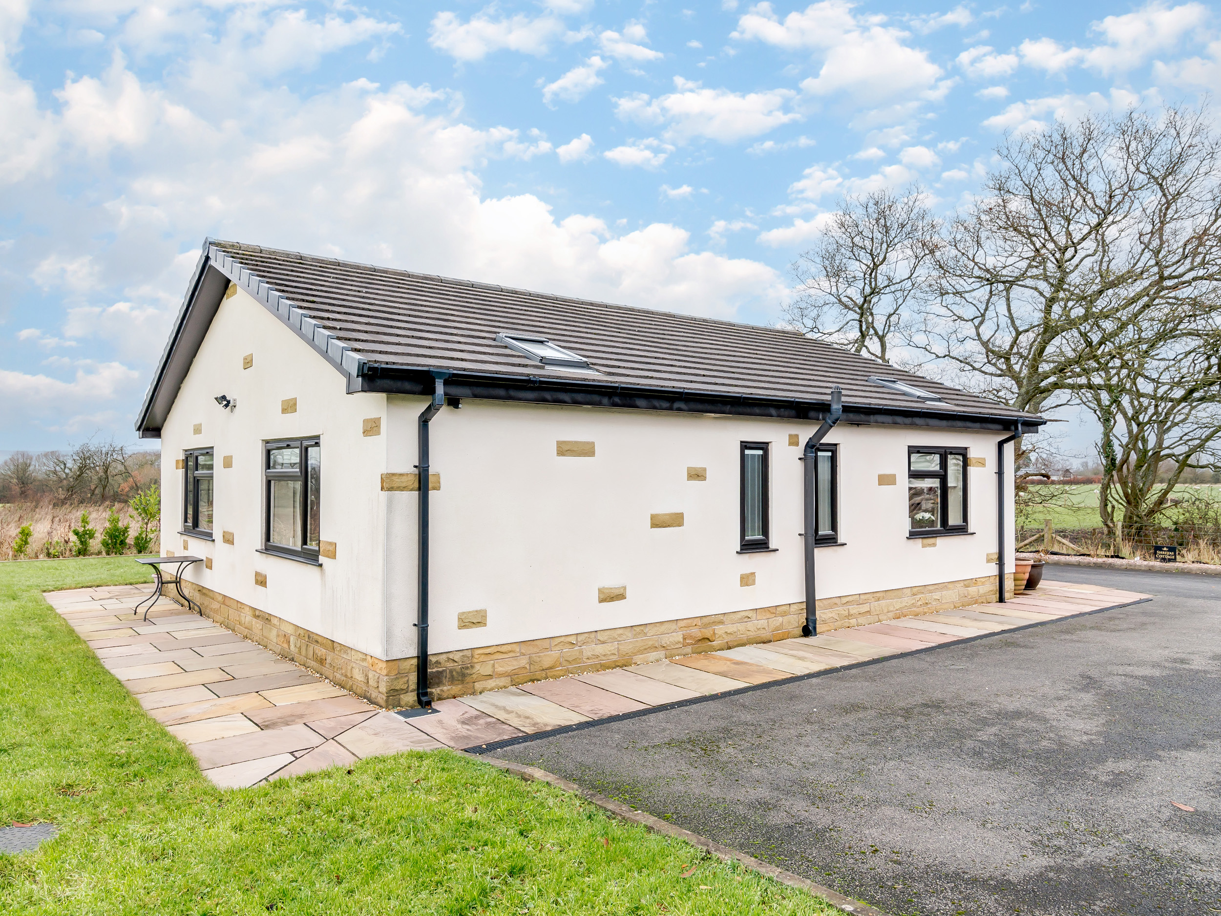 Holiday cottage, Ribchester (Sunnyside Shreyas)