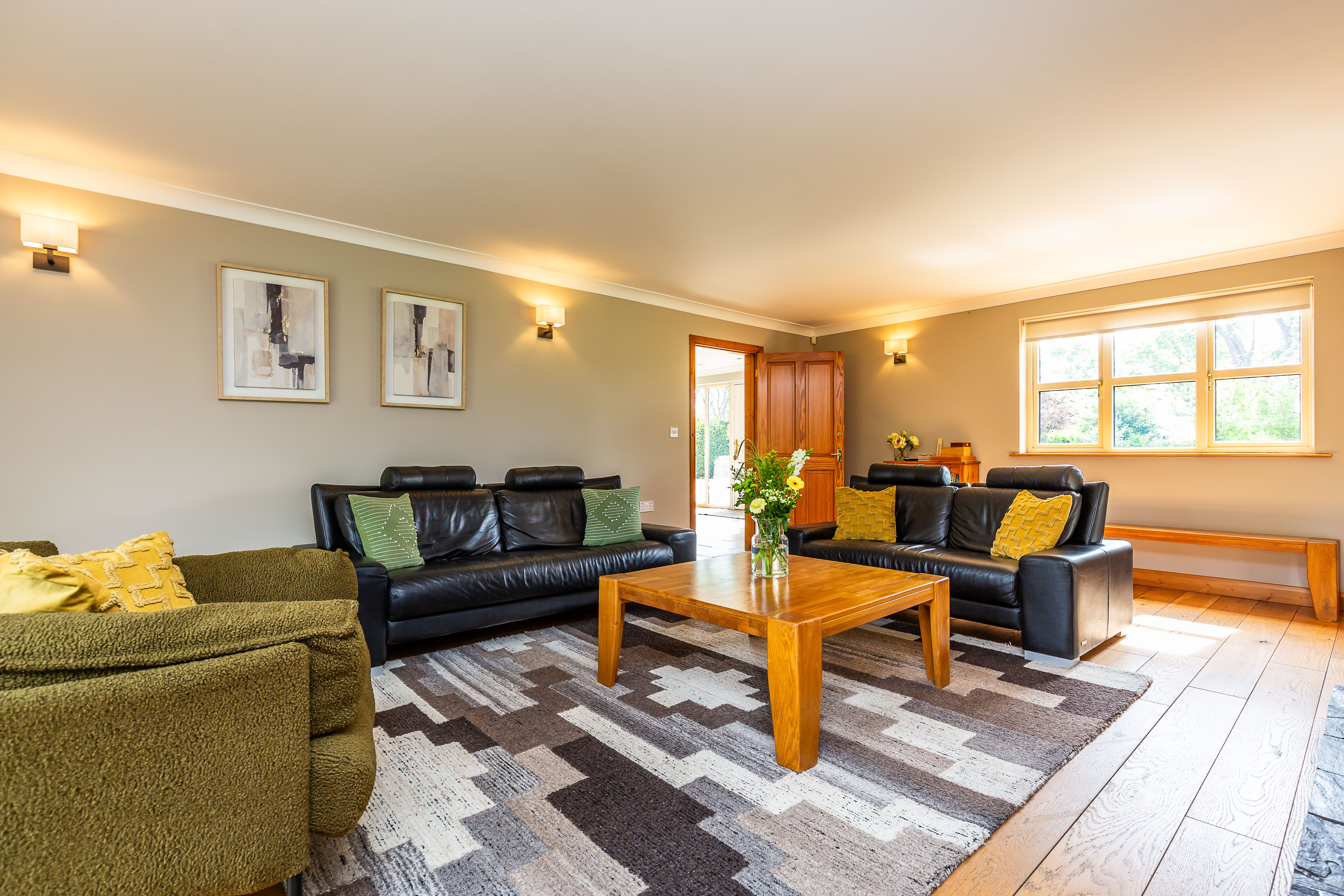 Broadleaf Lodge - Sleeps 8