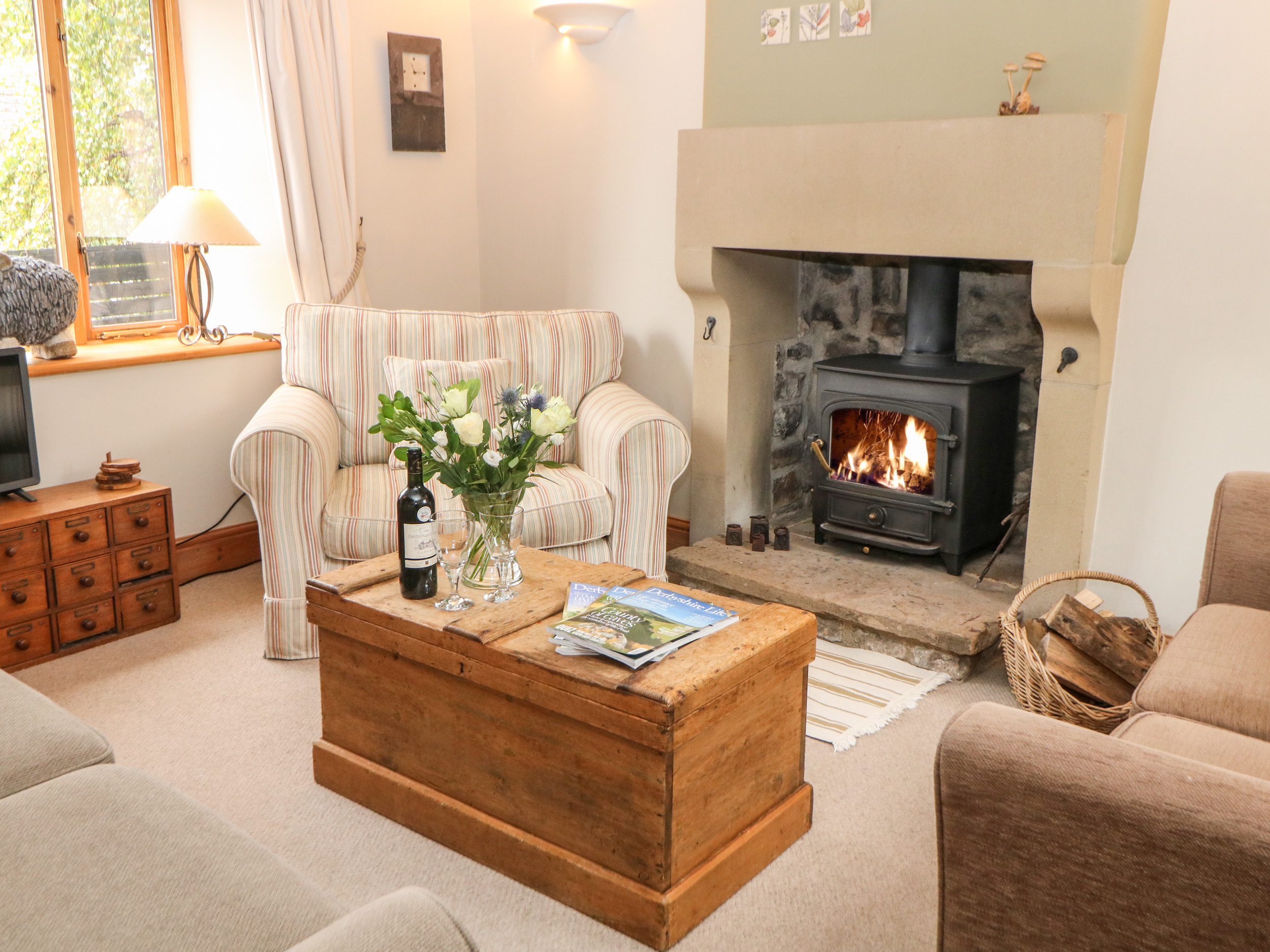 Holiday cottage in Tideswell, Derbyshire - Photo 4