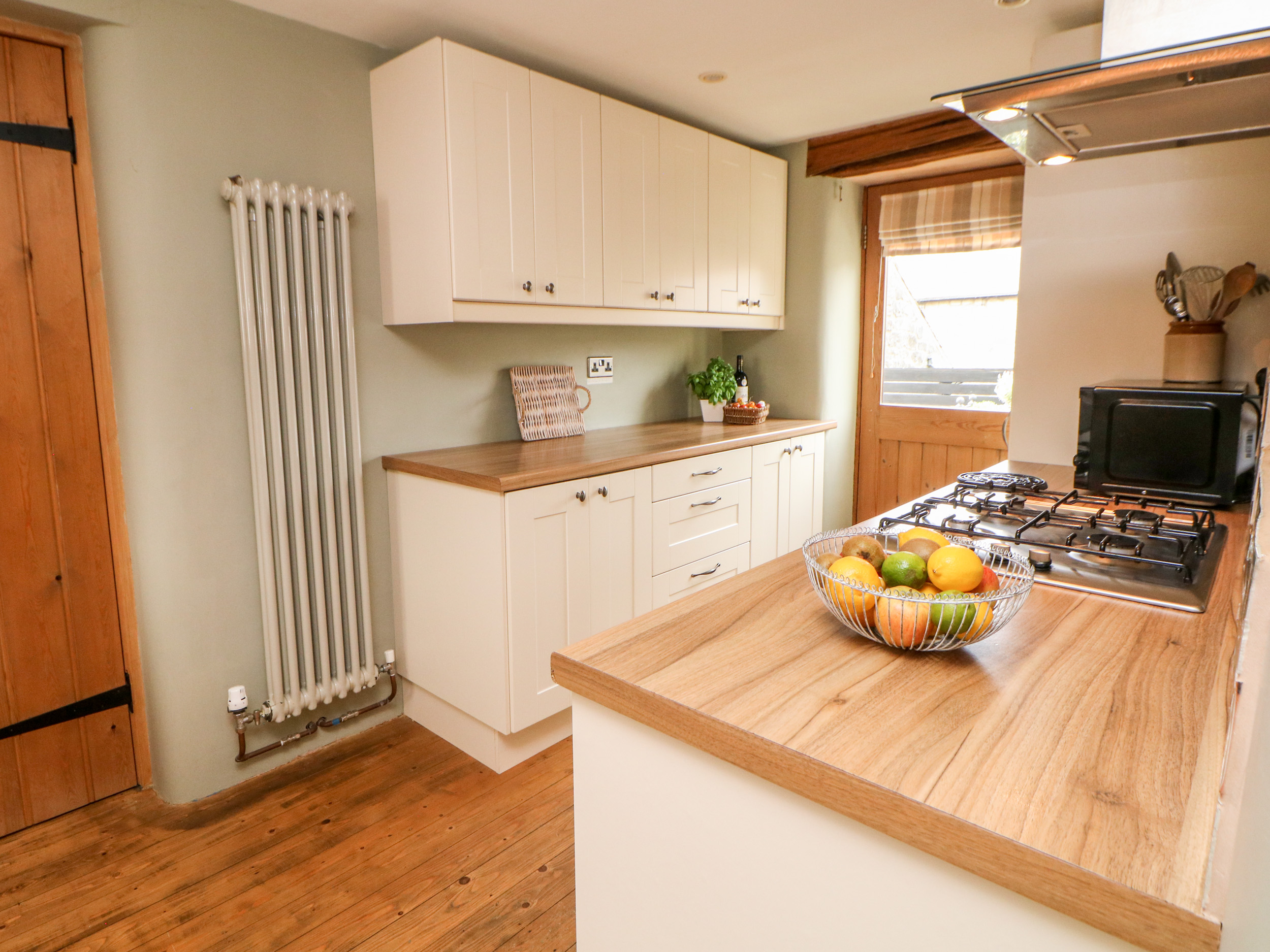 Holiday cottage in Tideswell, Derbyshire - Photo 11