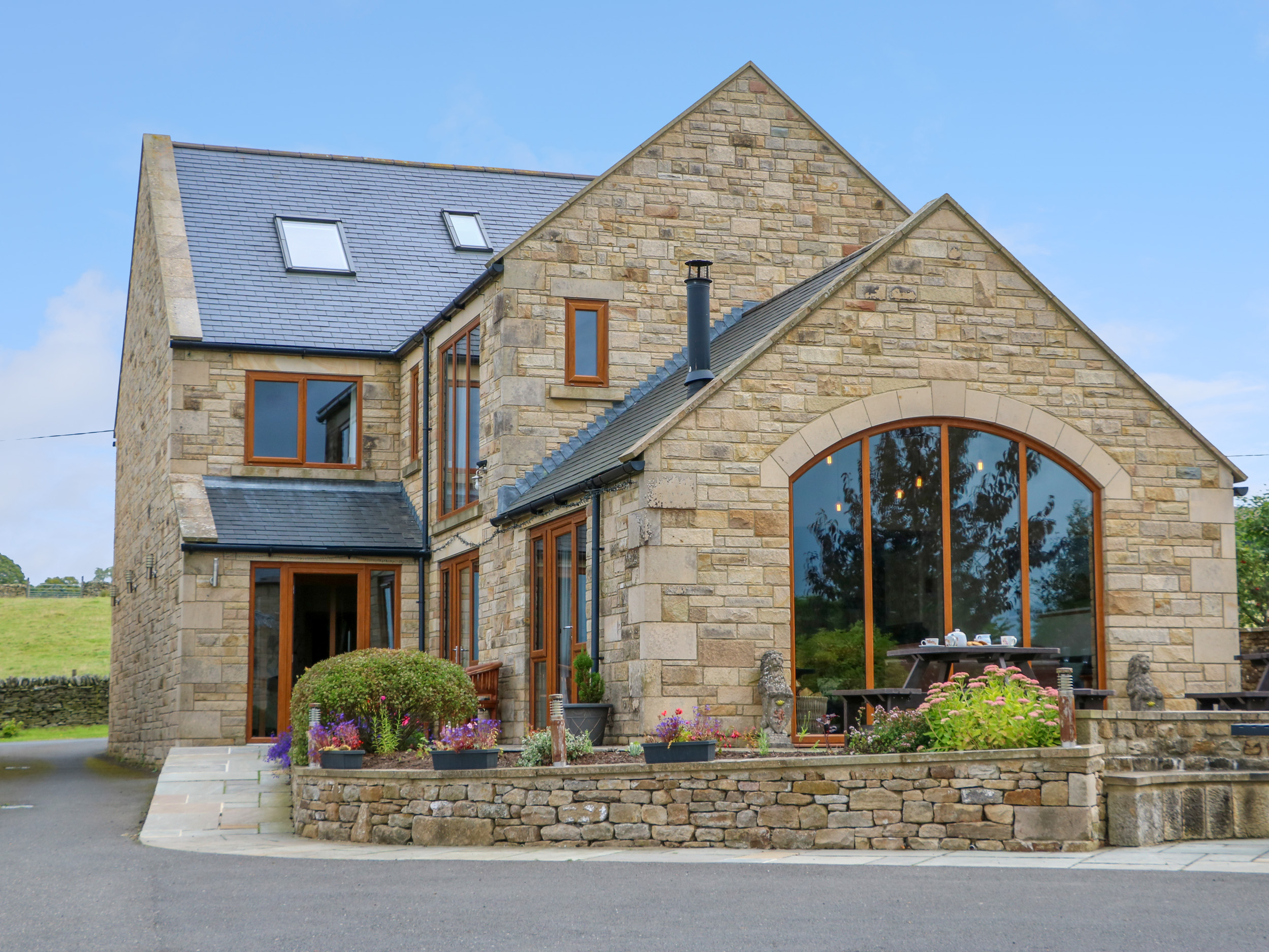 Jacob's Lodge - Sleeps 16