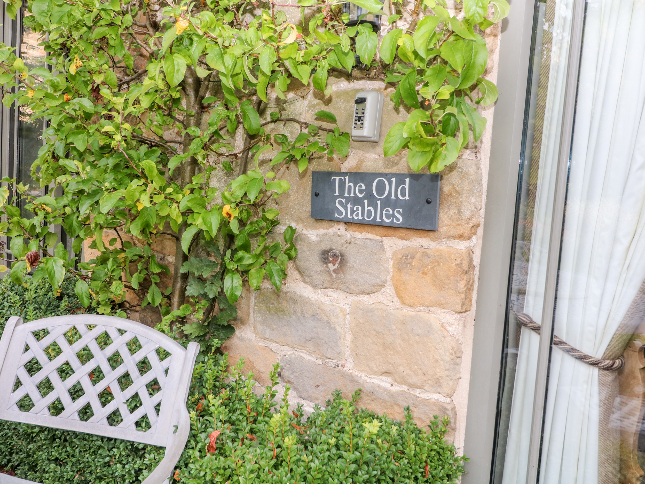 Holiday cottage, Ashover (The Old Stables)
