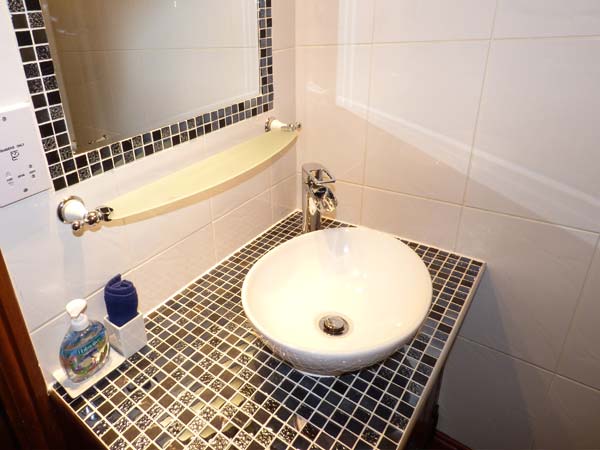 Holiday cottage in Matlock, Derbyshire - Photo 9