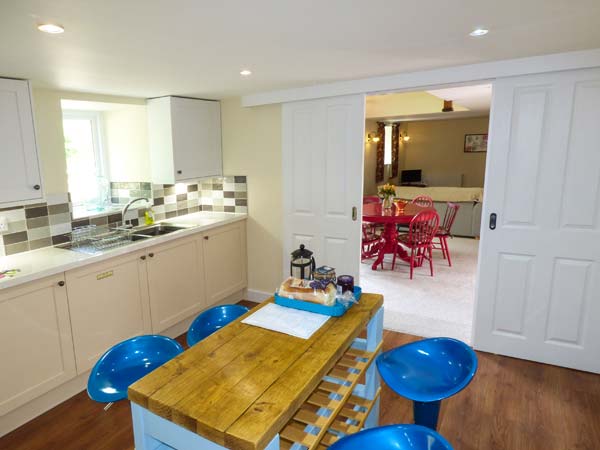Holiday cottage in Dronfield, Derbyshire - Photo 10