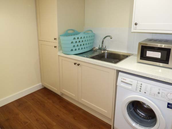 Holiday cottage in Dronfield, Derbyshire - Photo 11