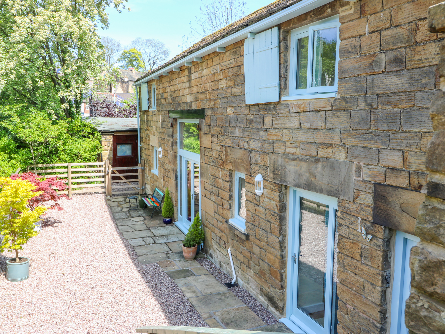 Holiday cottage in Dronfield, Derbyshire - Photo 2