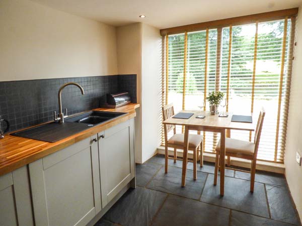 Holiday cottage in Tissington, Derbyshire - Photo 5