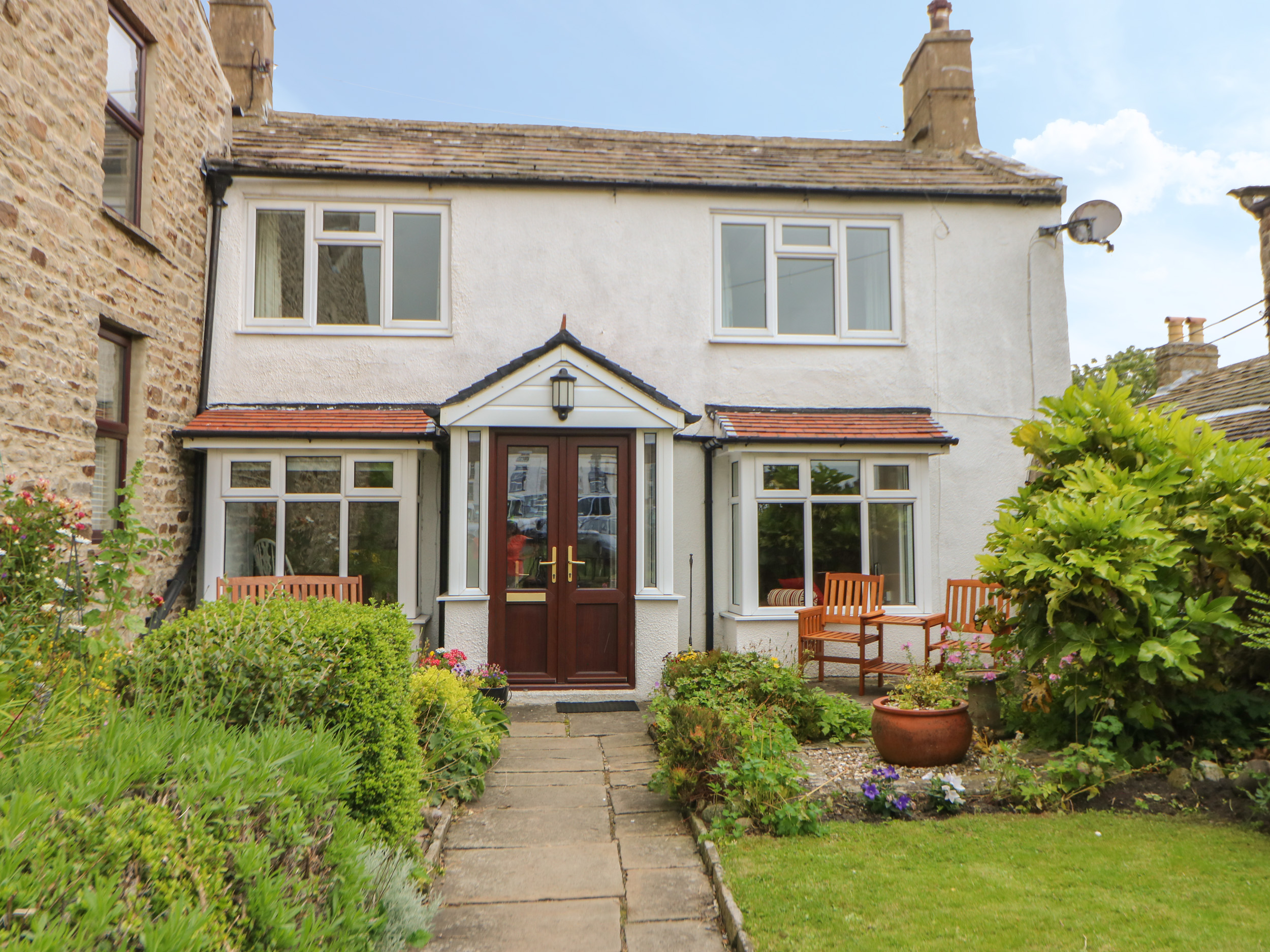 Braeside - Sleeps 8
