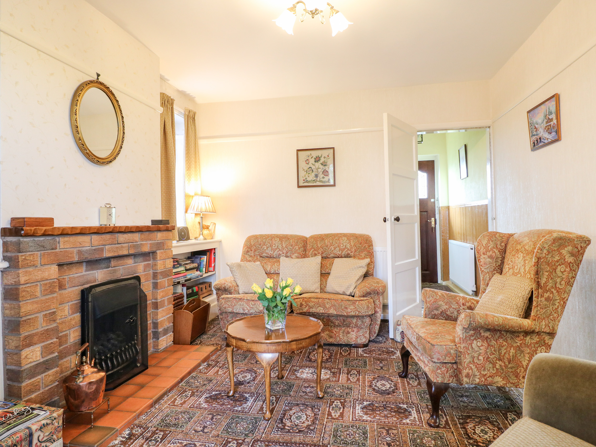 Holiday cottage in Barrow Hill, Derbyshire - Photo 4