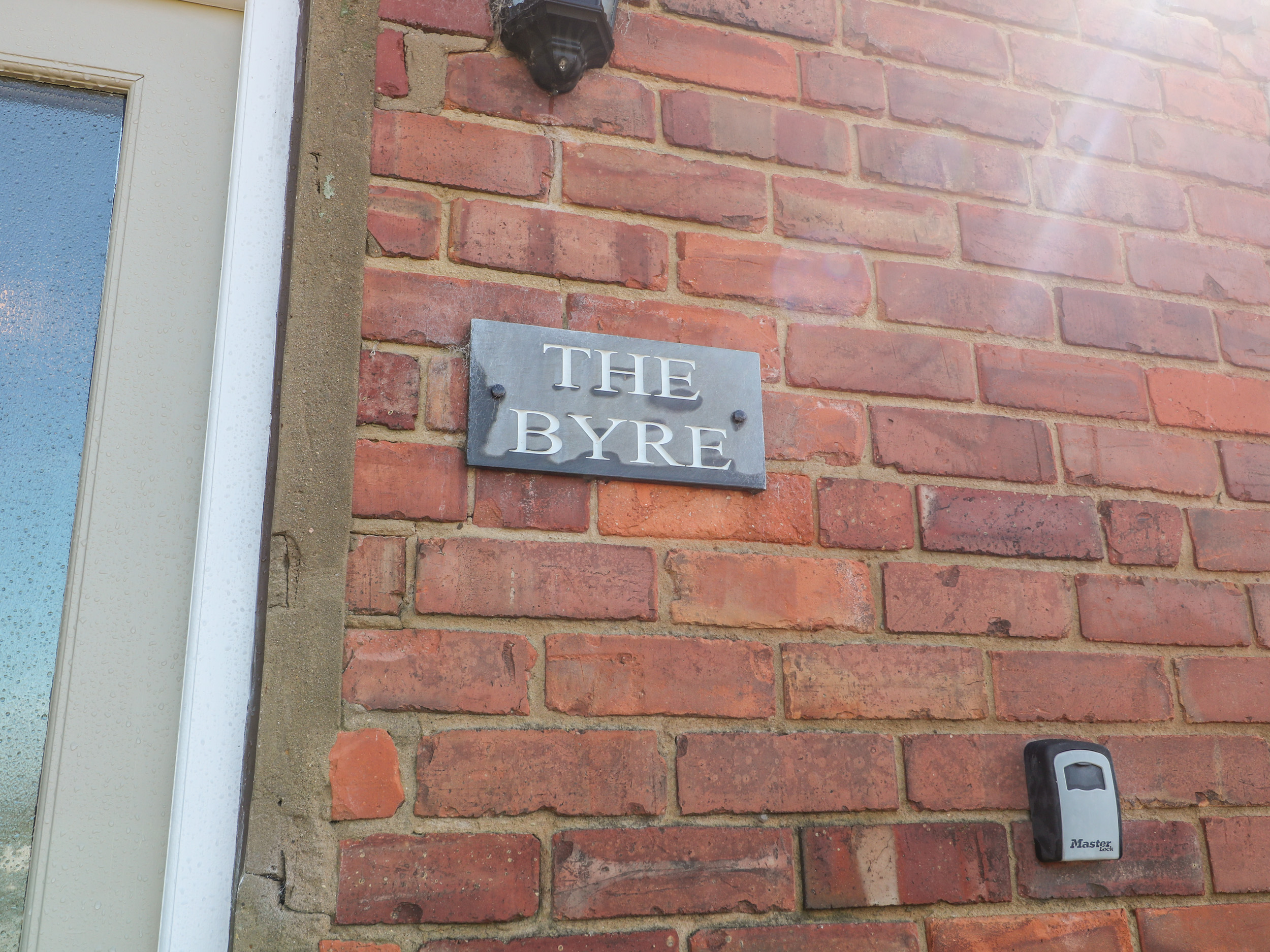 Holiday cottage in Hollington, Derbyshire - Photo 3