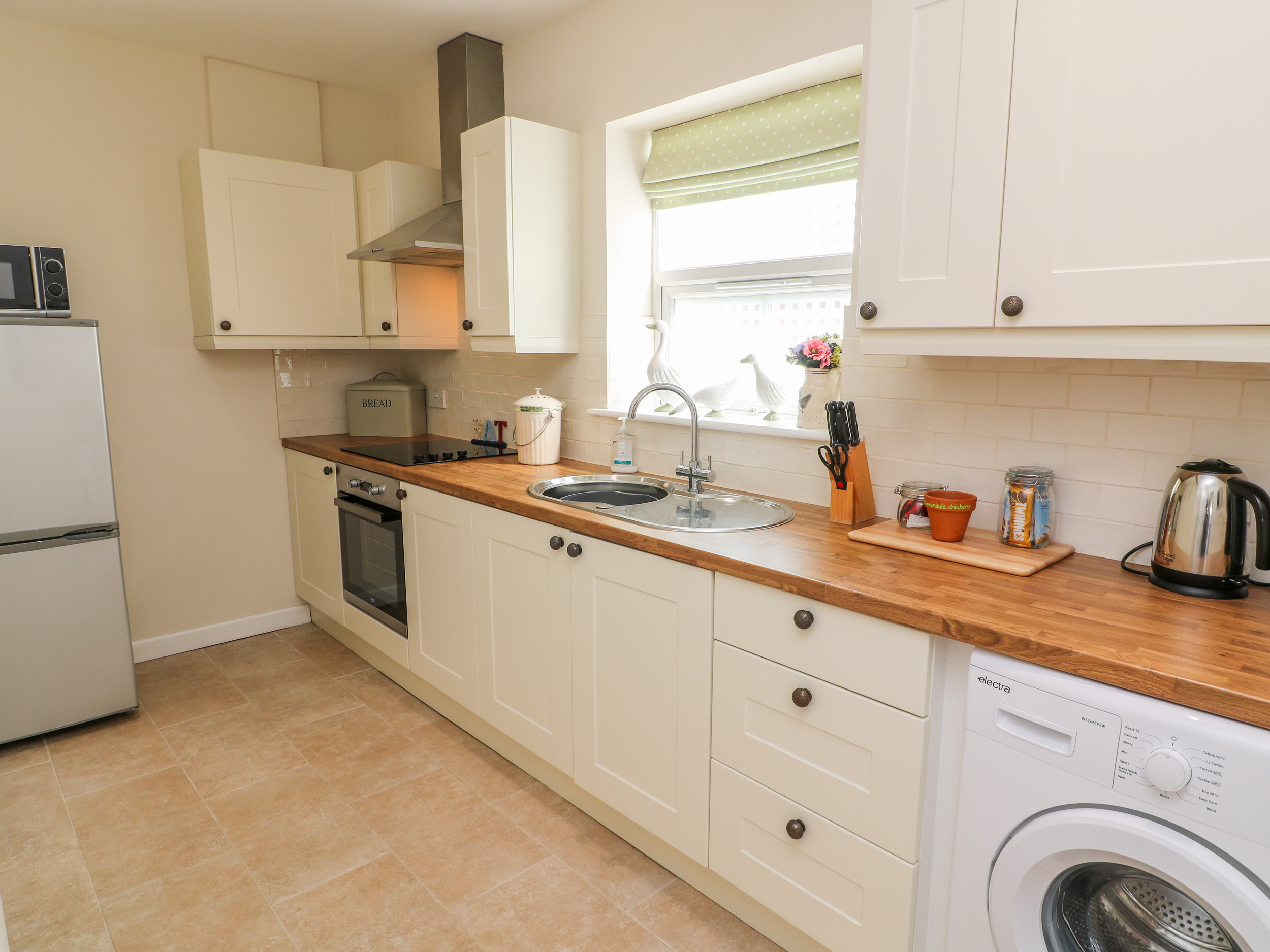 Holiday cottage in Hollington, Derbyshire - Photo 7