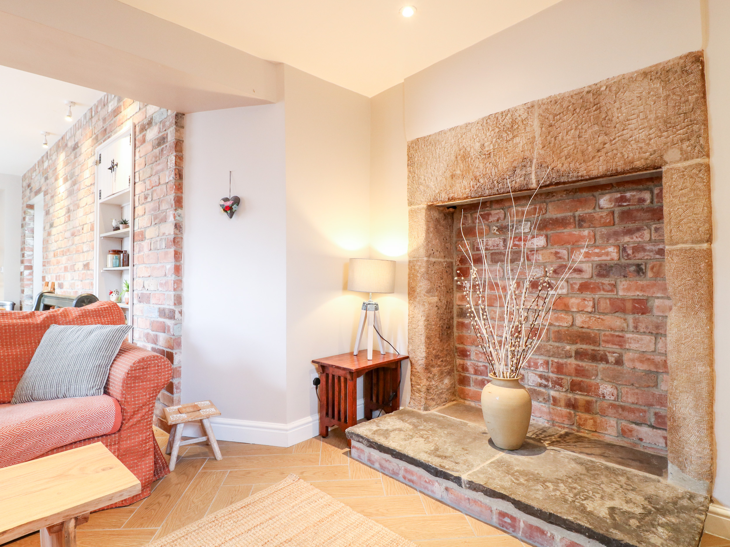 Holiday cottage in Parwich, Derbyshire - Photo 9