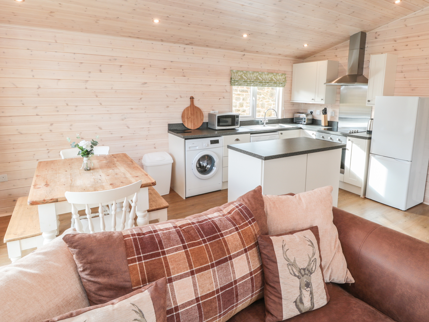 Holiday cottage in Rowsley, Derbyshire - Photo 3
