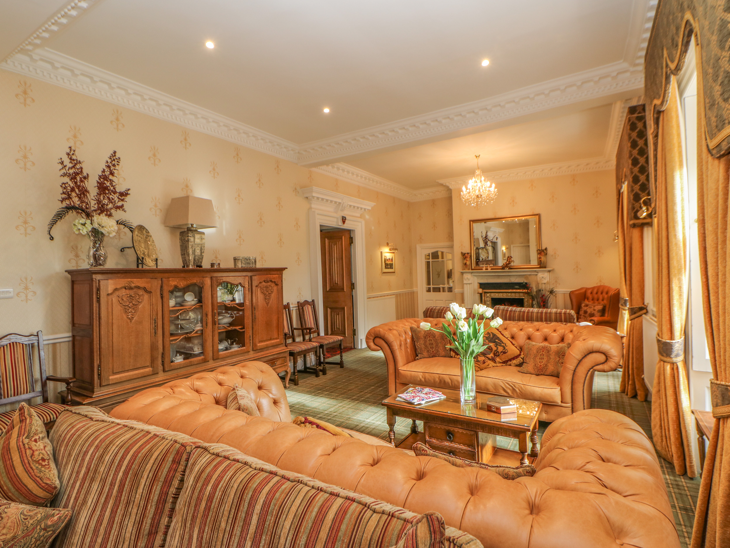 Horsley Hall - Sleeps 20