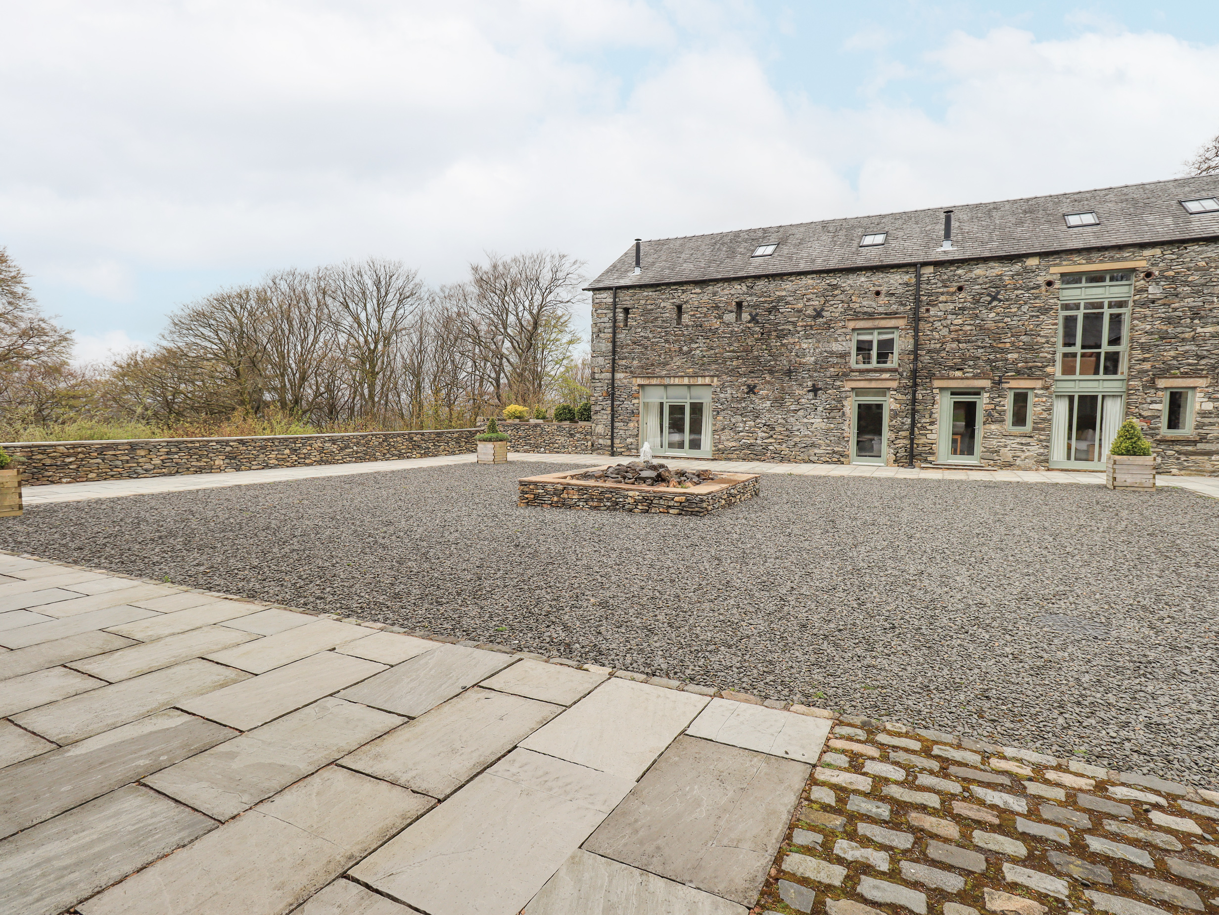 Holiday cottage, Backbarrow ()