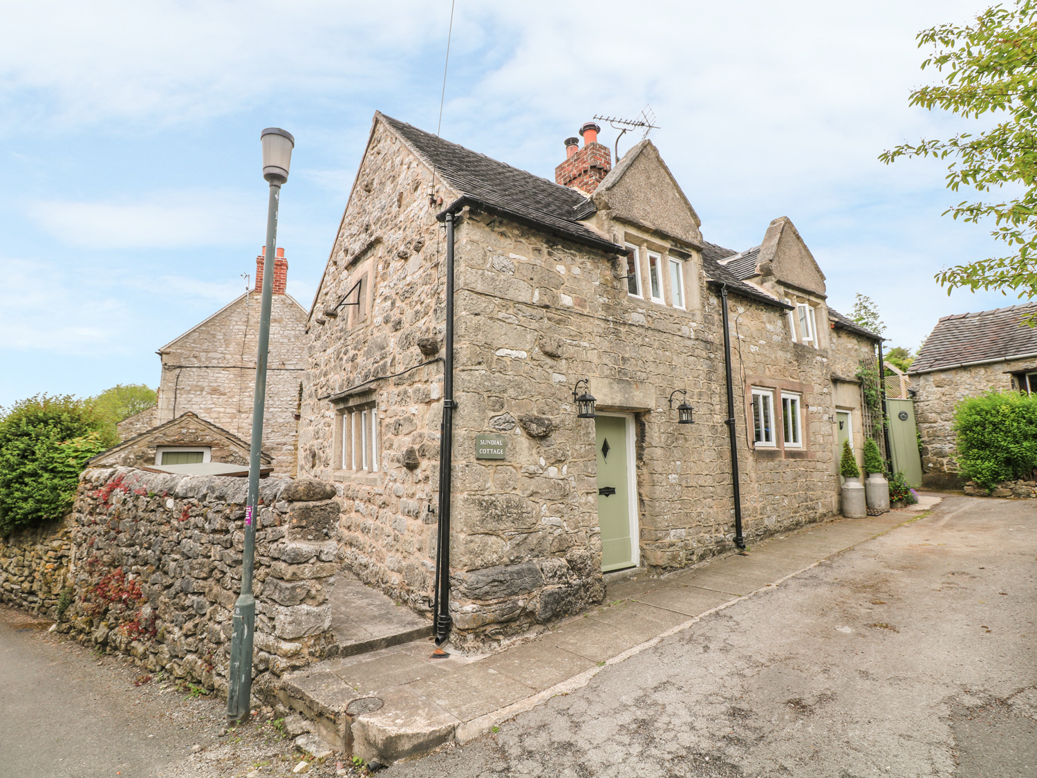 Holiday cottage in Brassington, Derbyshire - Photo 1
