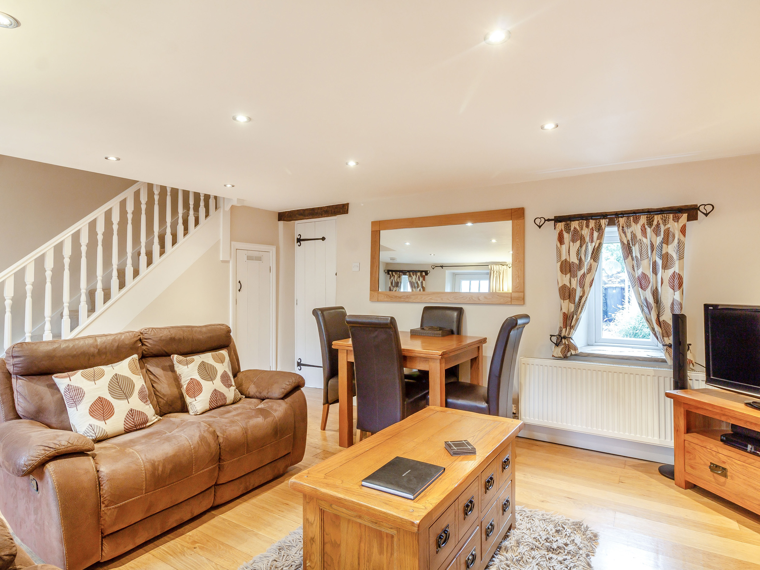 Holiday cottage in Stoney Middleton, Derbyshire - Photo 5