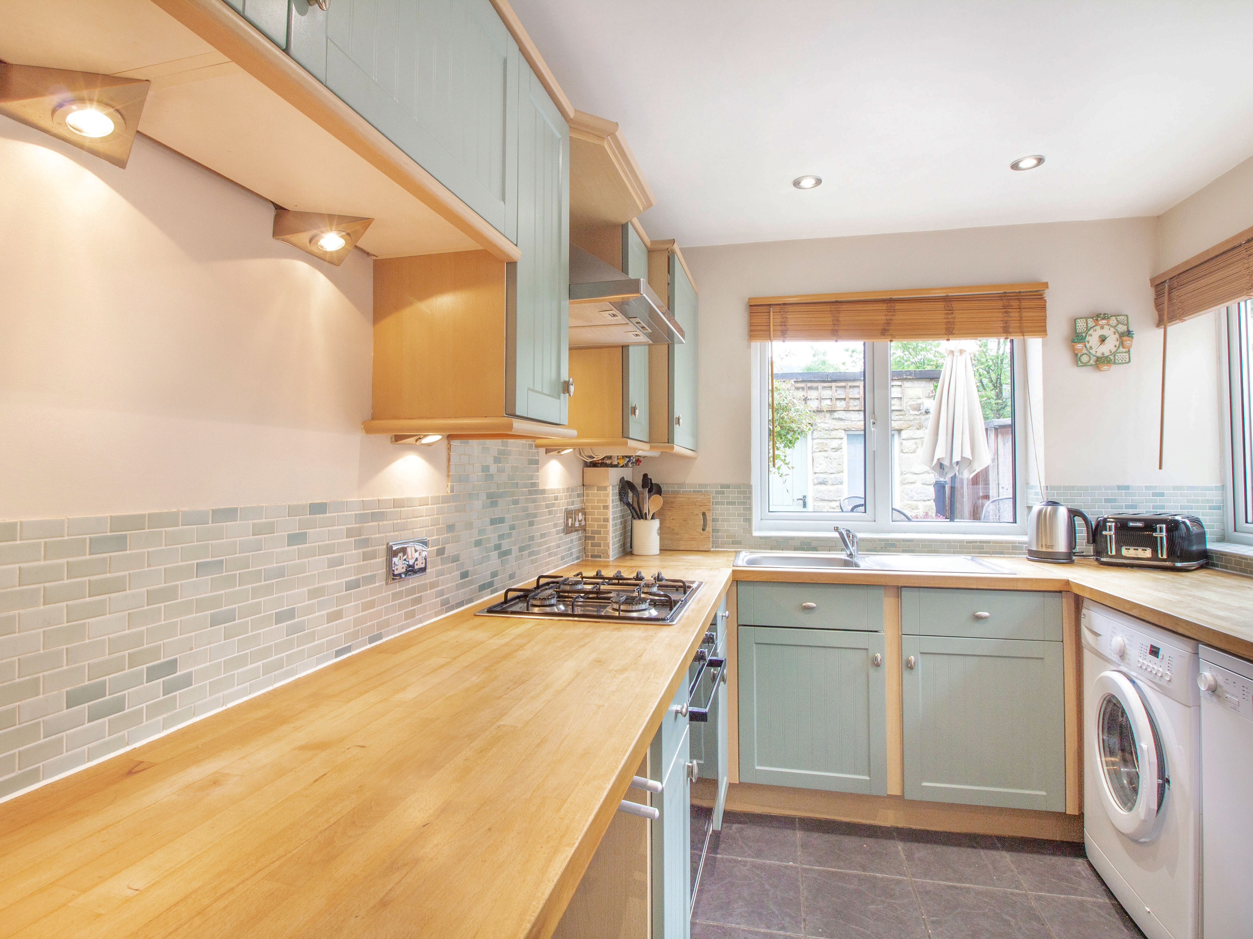 Holiday cottage in Stoney Middleton, Derbyshire - Photo 7