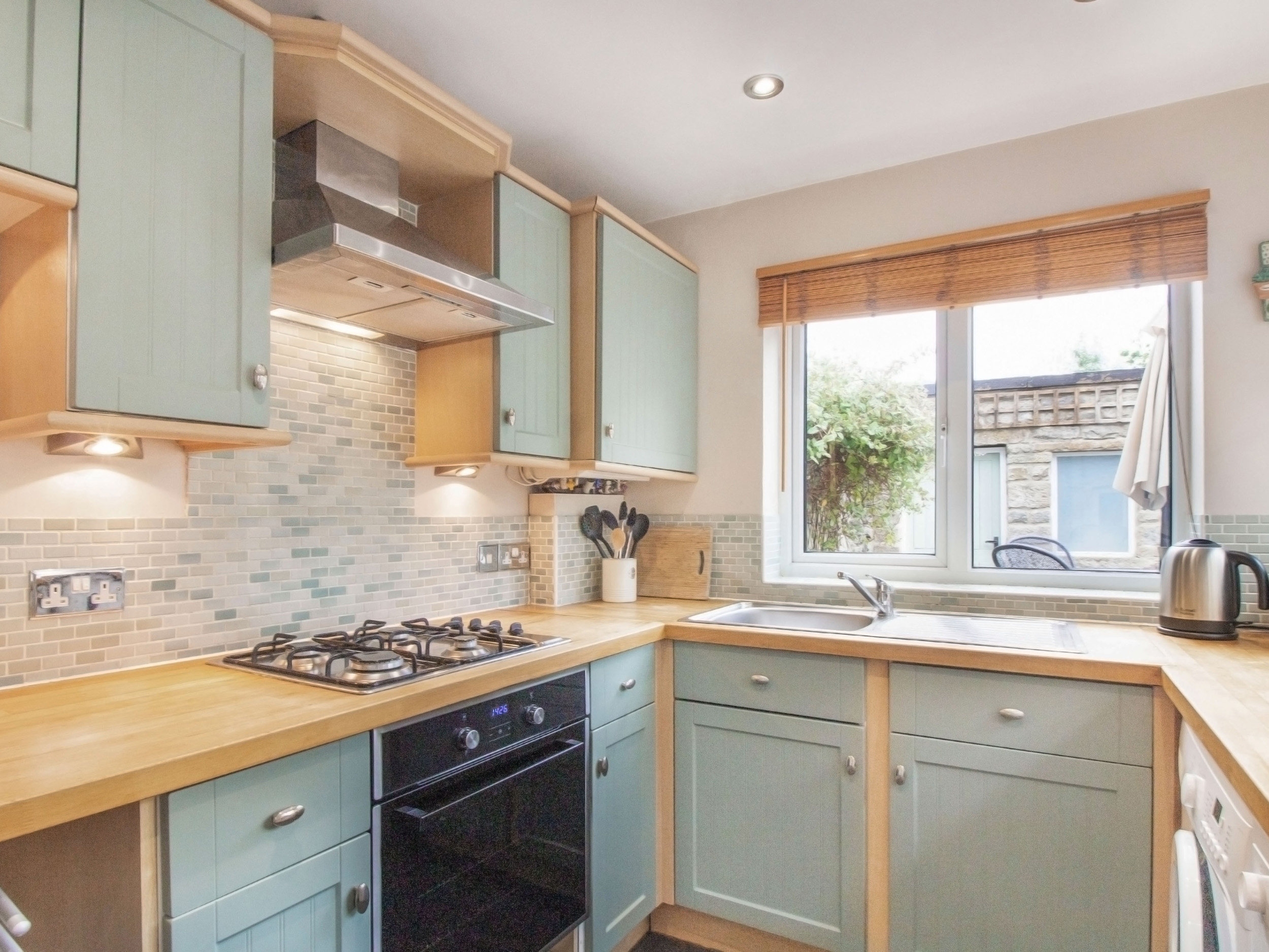 Holiday cottage in Stoney Middleton, Derbyshire - Photo 9