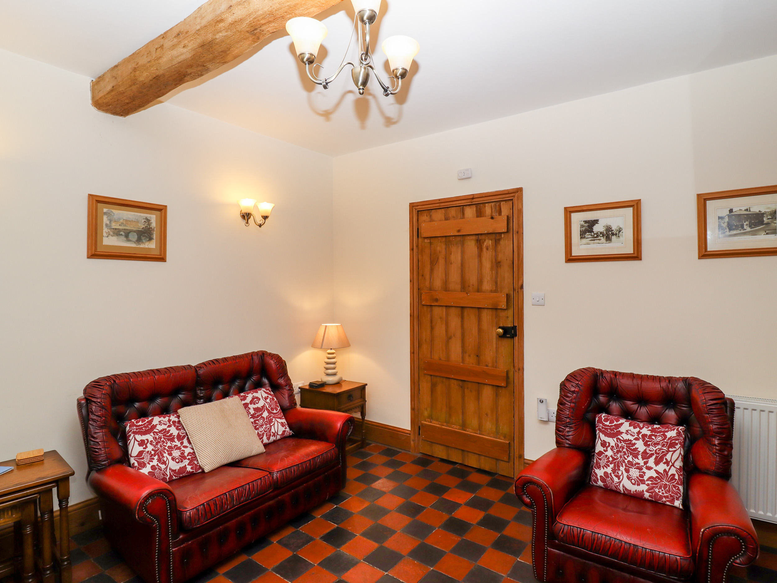 Holiday cottage in Bakewell, Derbyshire - Photo 4
