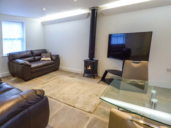 Holiday cottage in Chelmorton, Derbyshire - Photo 2