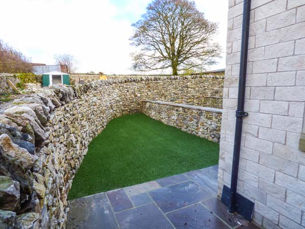 Holiday cottage in Chelmorton, Derbyshire - Photo 9