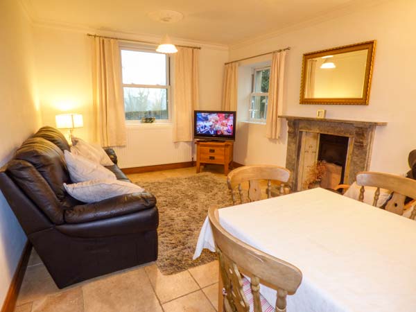 Holiday cottage in Rowsley, Derbyshire - Photo 2
