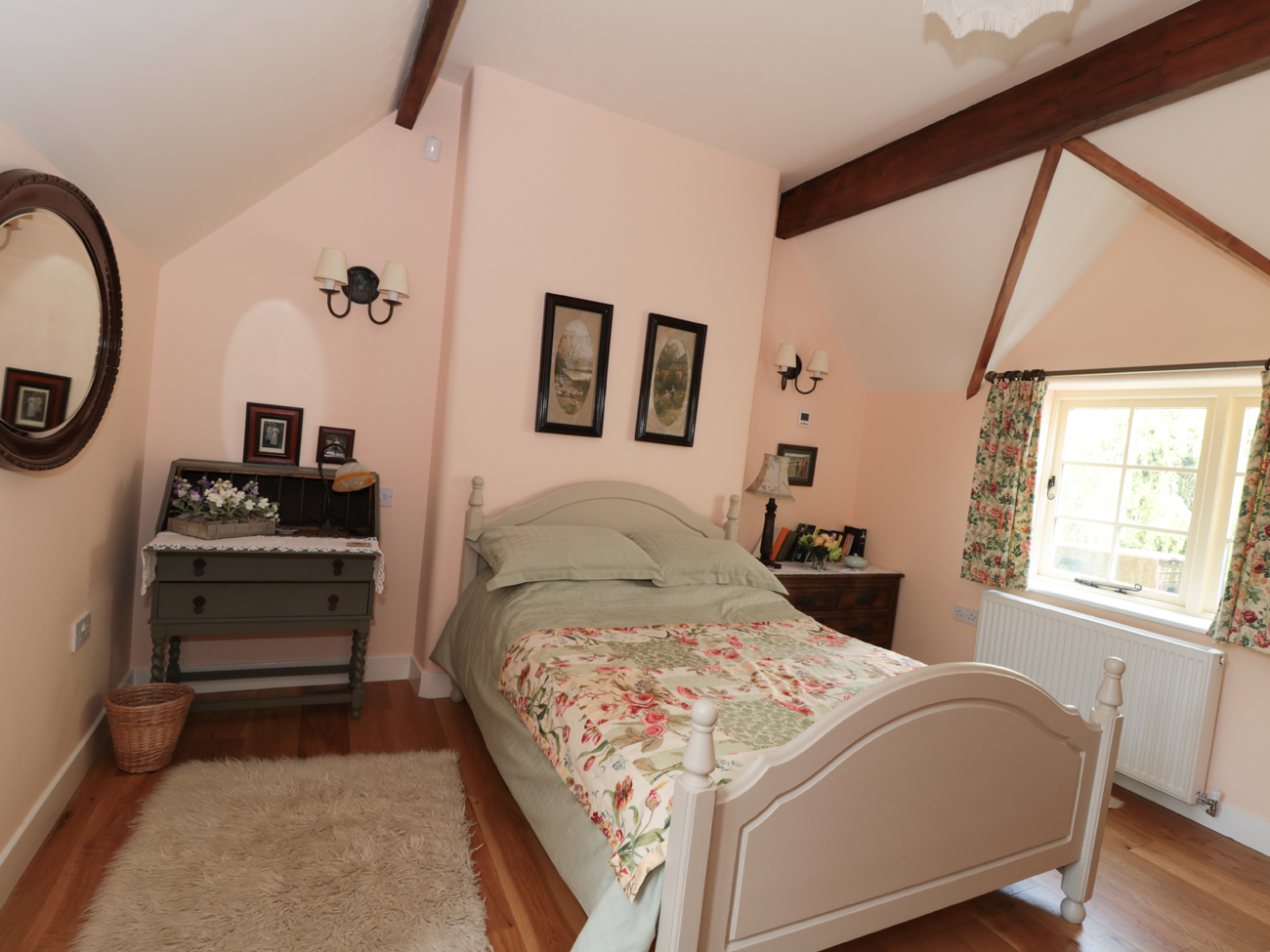 Holiday cottage in Golden Valley, Derbyshire - Photo 8