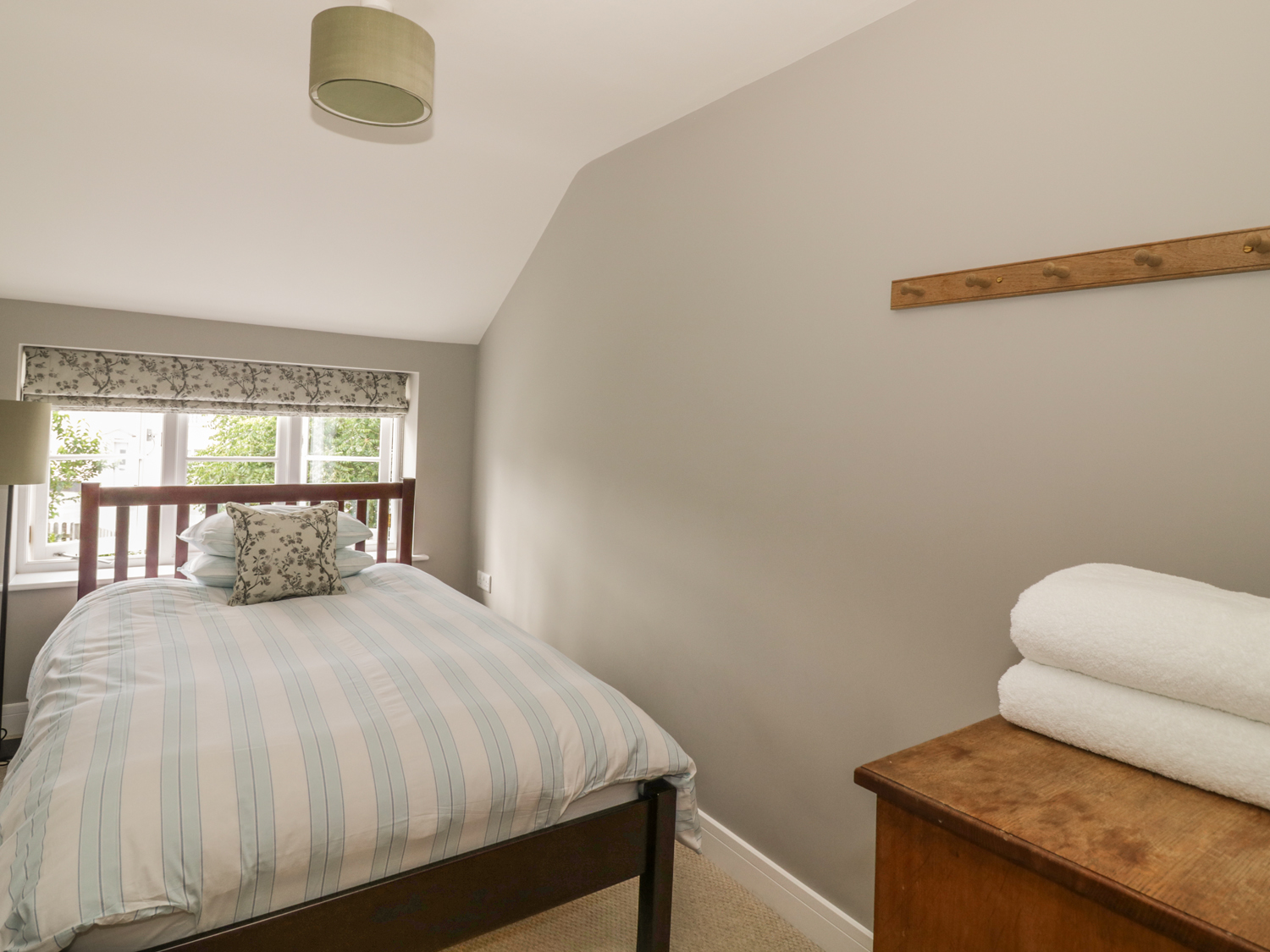 Holiday cottage in Hadleigh, Suffolk - Photo 9
