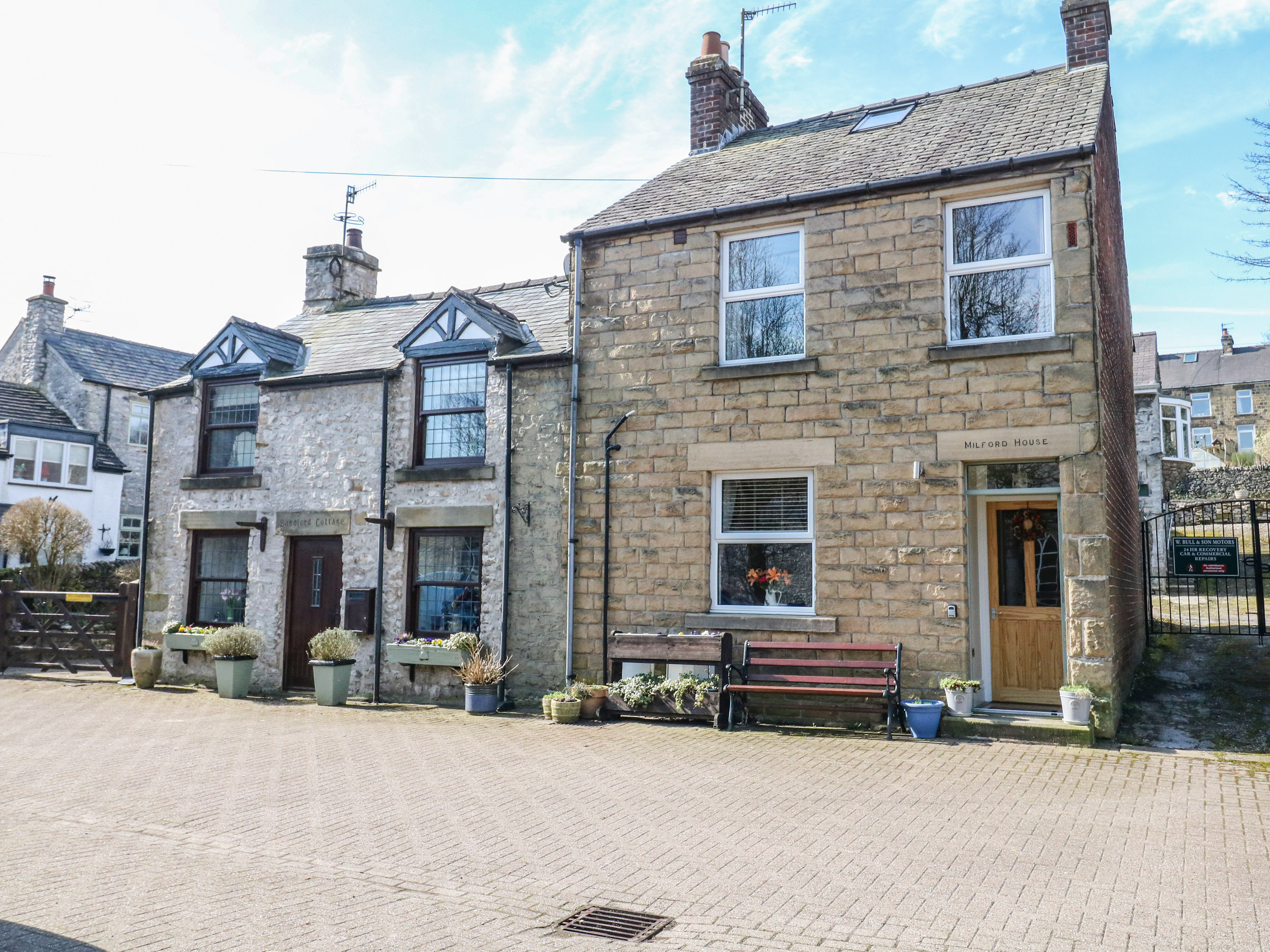 Holiday cottage in Tideswell, Derbyshire - Photo 2