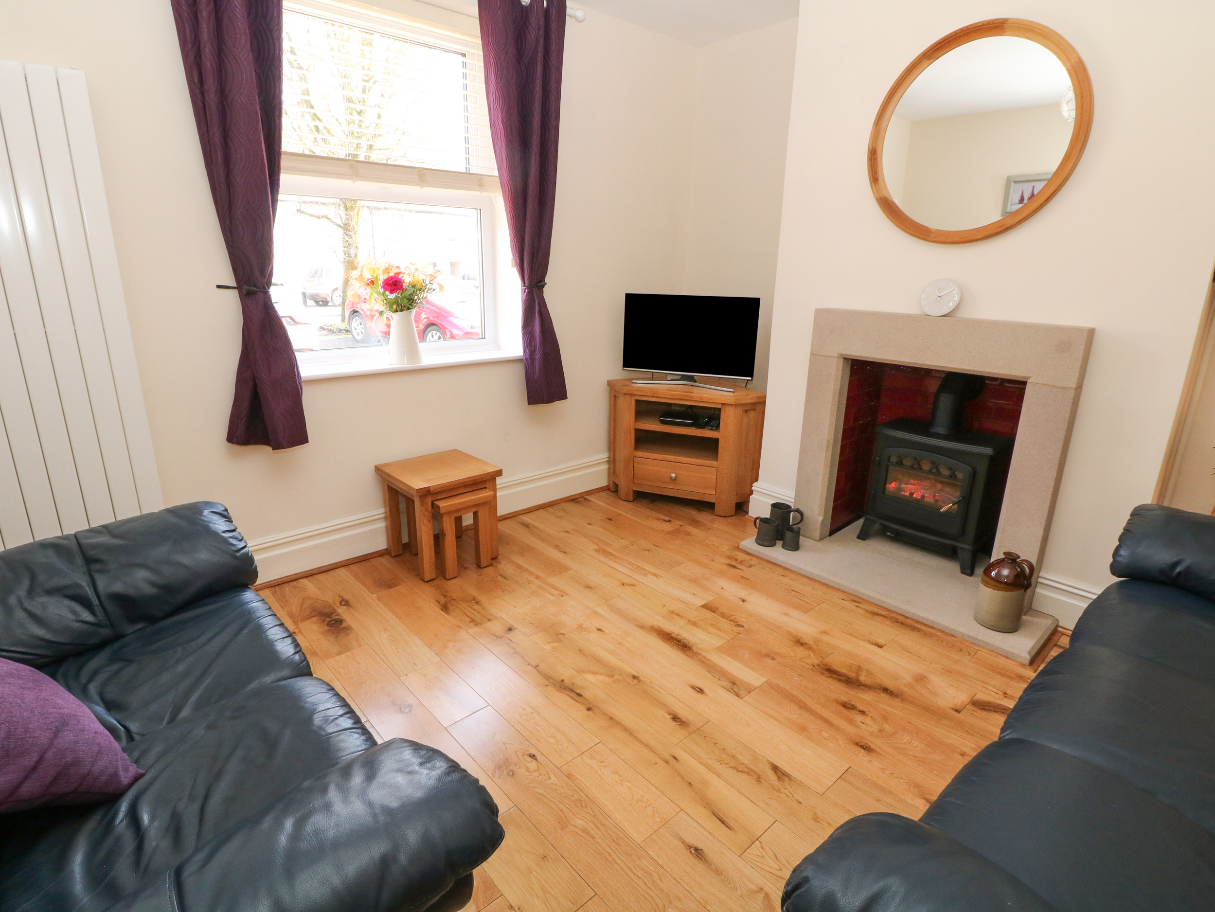 Holiday cottage in Tideswell, Derbyshire - Photo 6