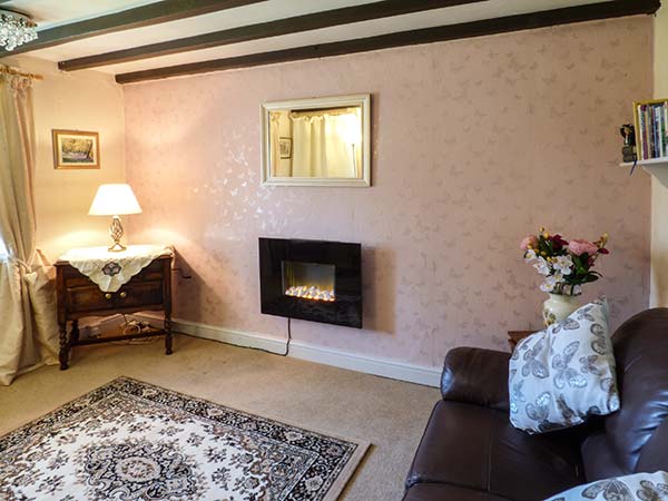 Holiday cottage in Biggin, Derbyshire - Photo 2
