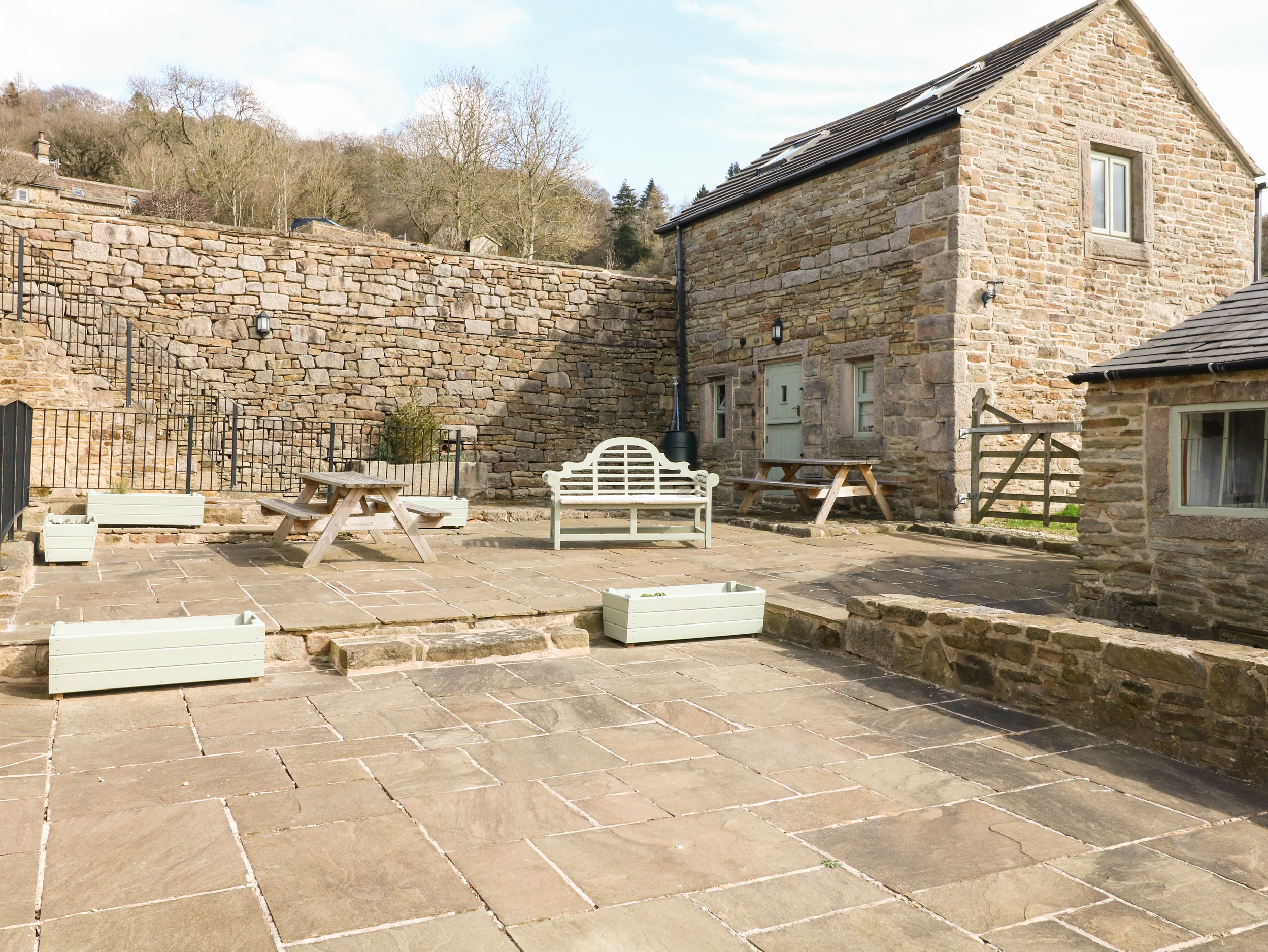 Holiday cottage in Hathersage, Derbyshire - Photo 3
