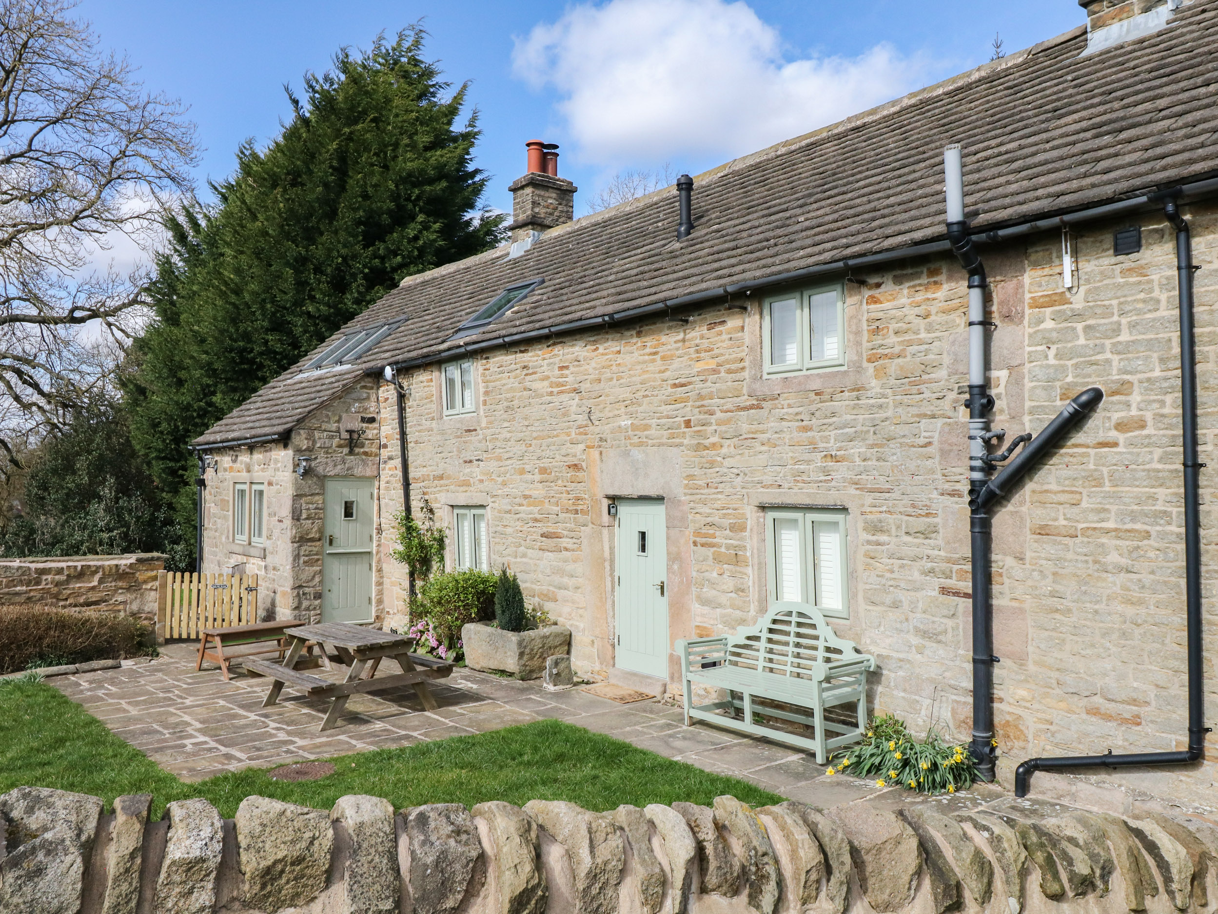 Holiday cottage in Hathersage, Derbyshire - Photo 1